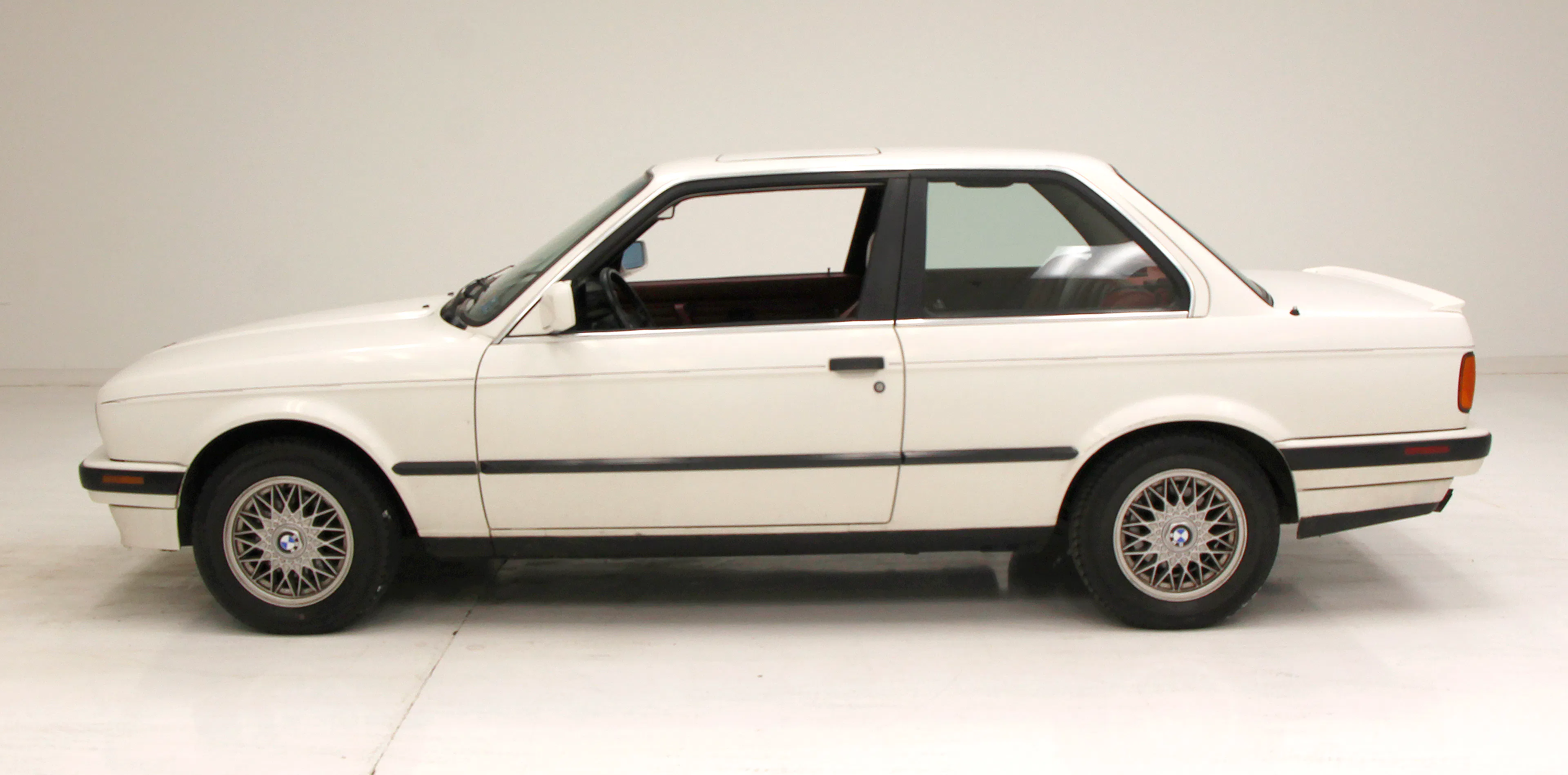 1990 BMW 325is coupe courtesy Classic Auto Mall