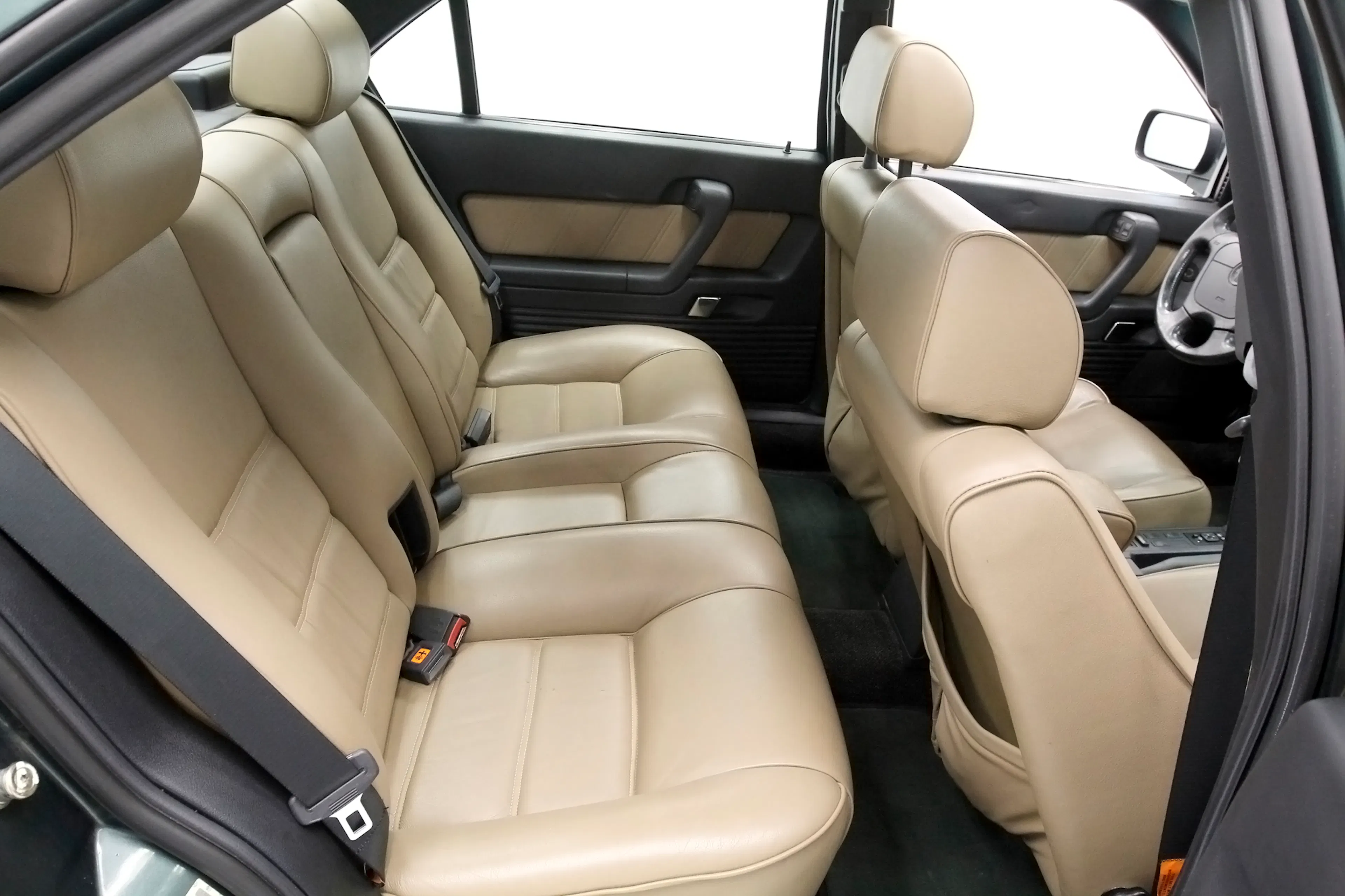 1995 Alfa Romeo 164 LS sedan courtesy Classic Auto Mall