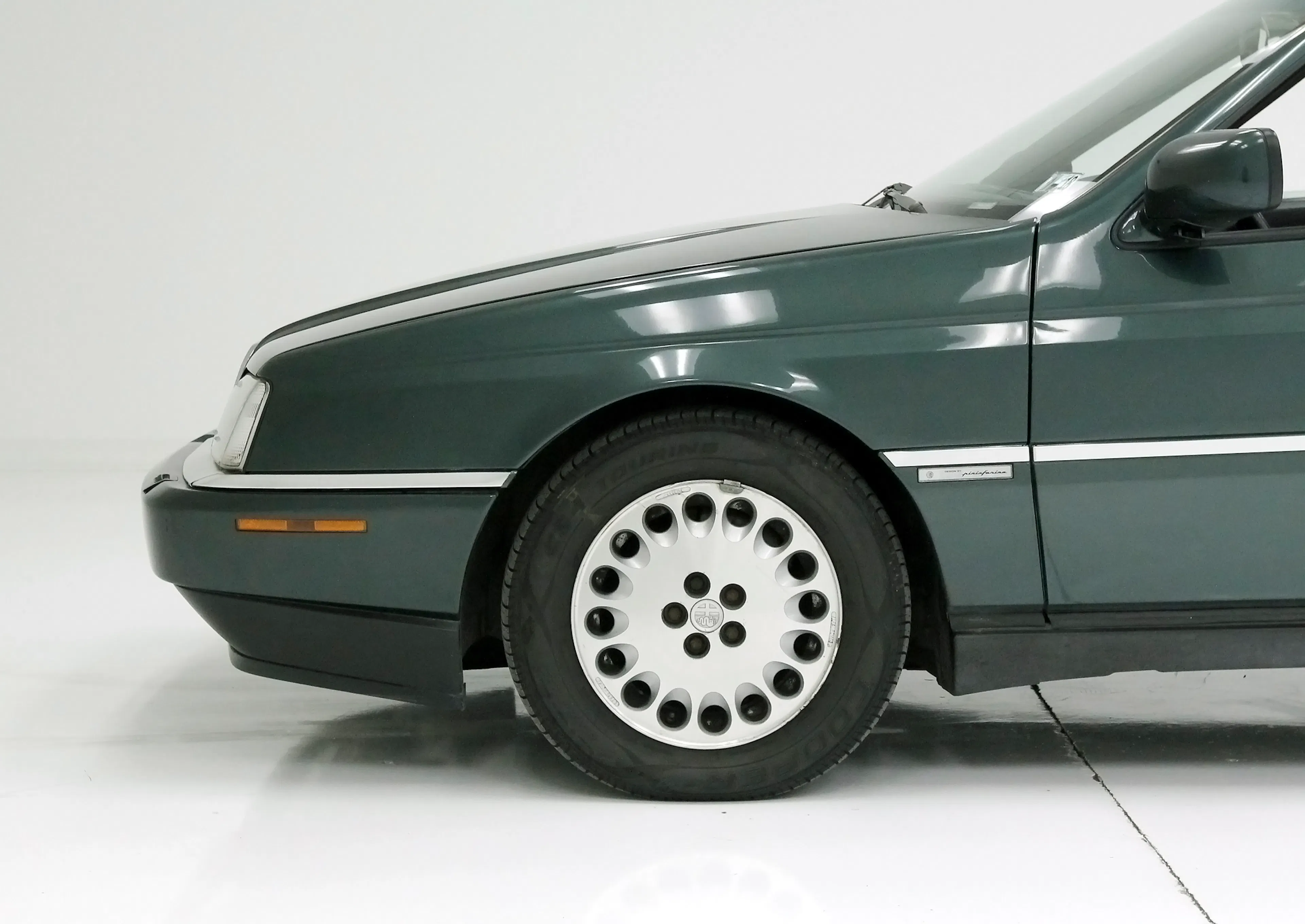 1995 Alfa Romeo 164 LS sedan courtesy Classic Auto Mall