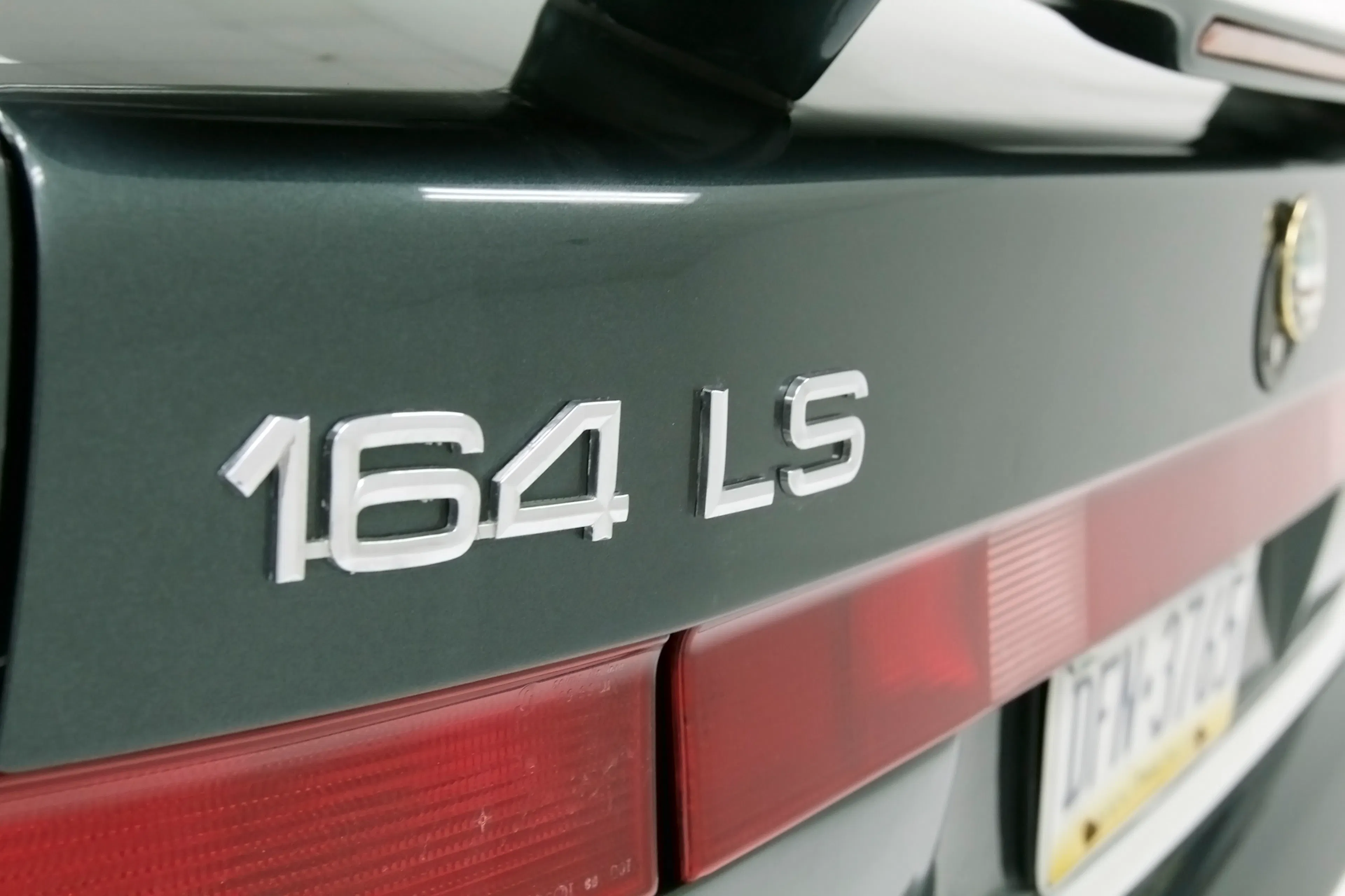 1995 Alfa Romeo 164 LS sedan courtesy Classic Auto Mall