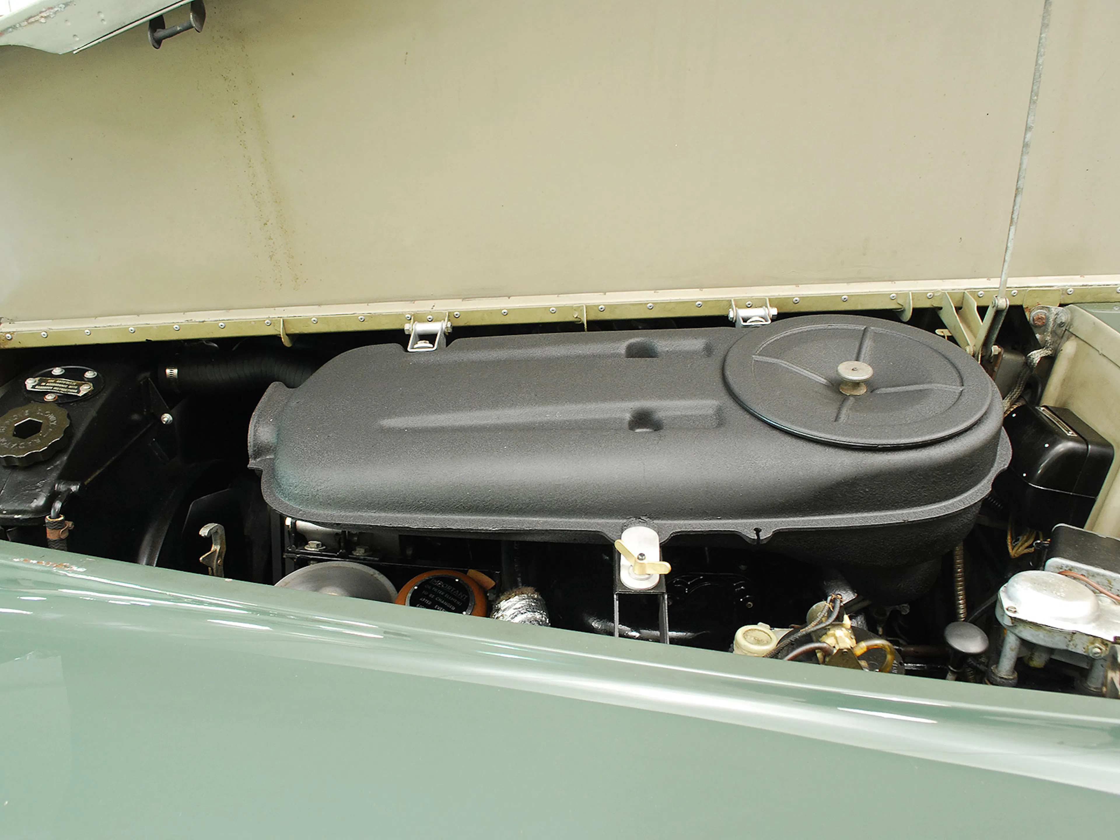 1964 Bentley S3 4dr Sedan Courtesy of Hyman Ltd.