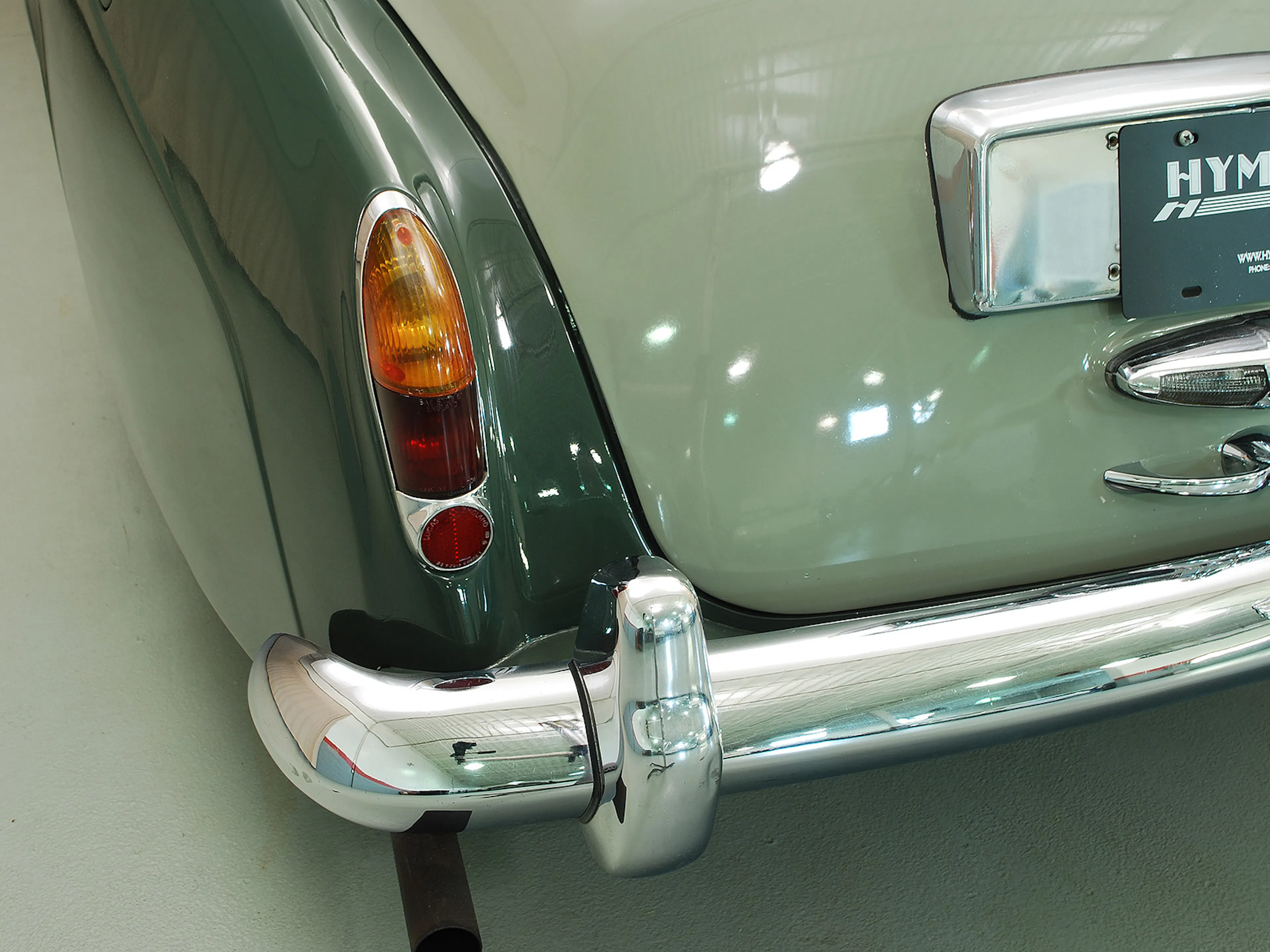 1964 Bentley S3 4dr Sedan Courtesy of Hyman Ltd.