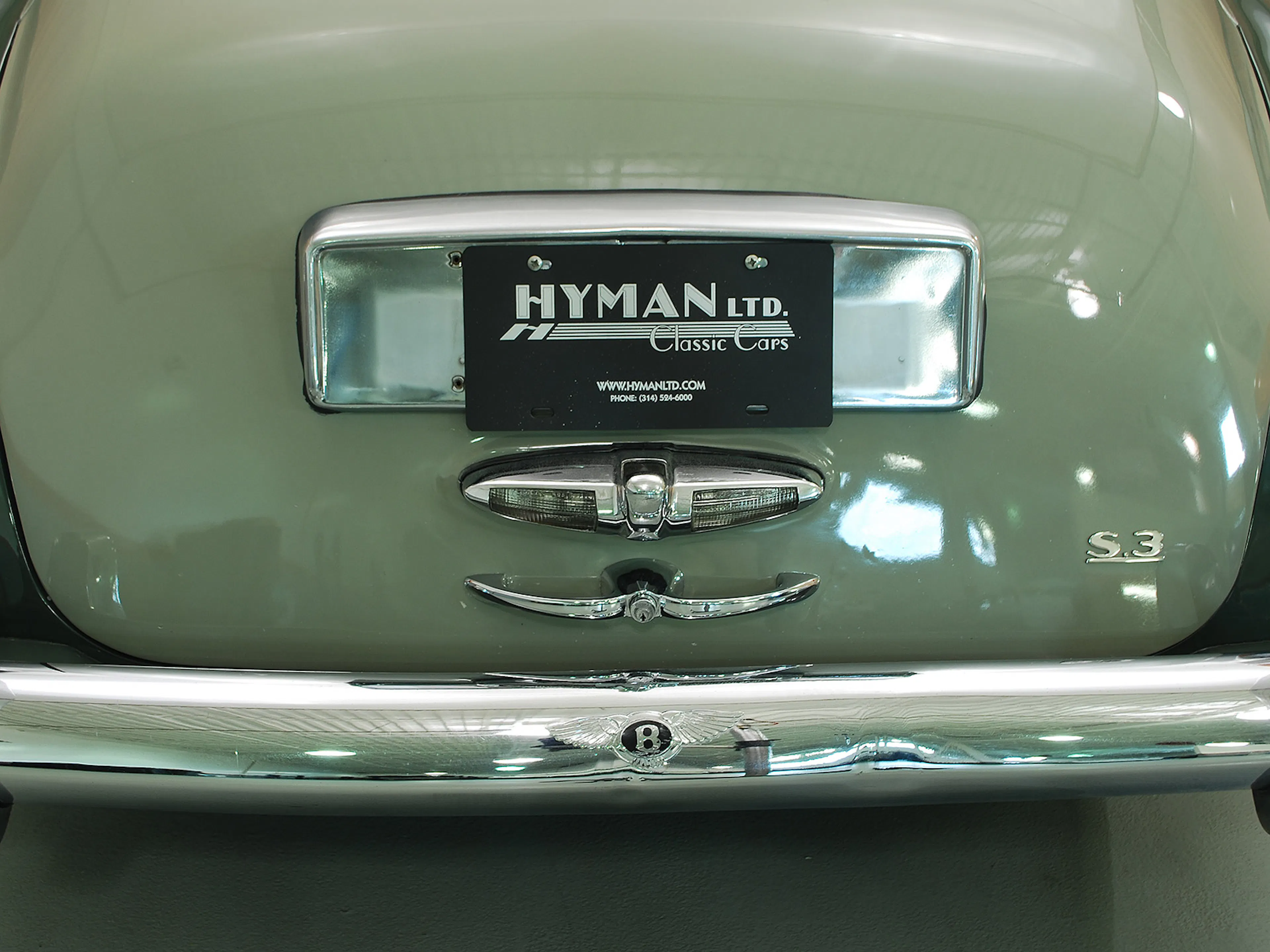1964 Bentley S3 4dr Sedan Courtesy of Hyman Ltd.