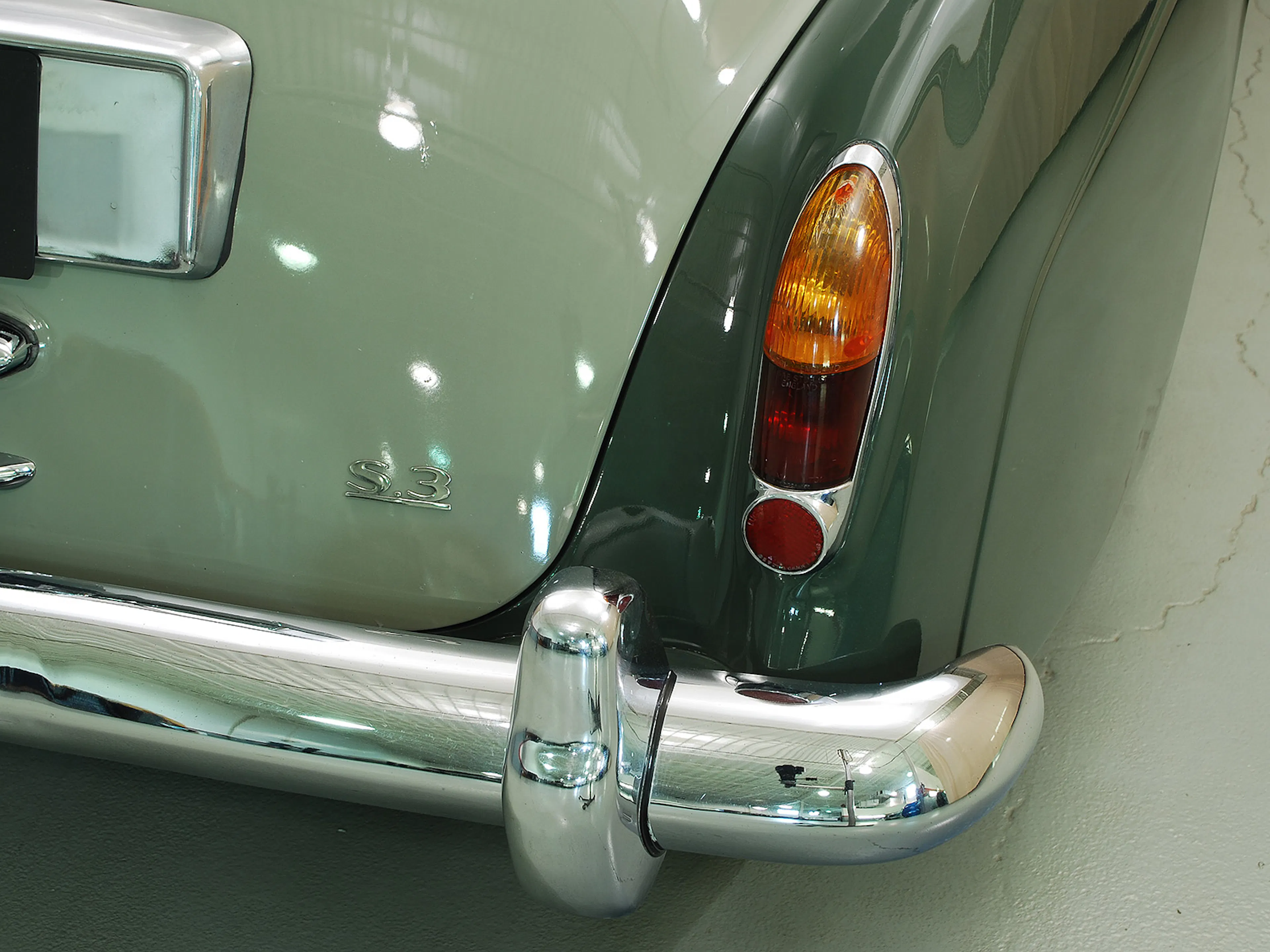 1964 Bentley S3 4dr Sedan Courtesy of Hyman Ltd.
