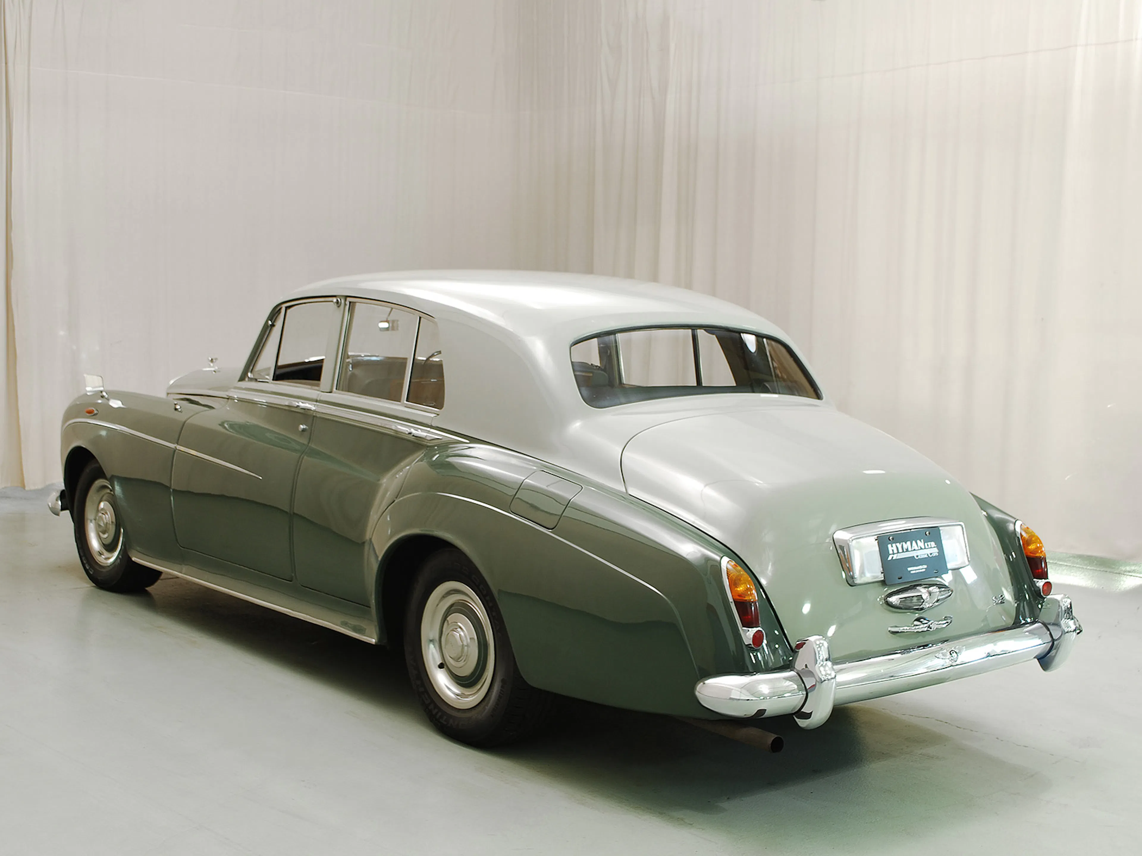 1964 Bentley S3 4dr Sedan Courtesy of Hyman Ltd.