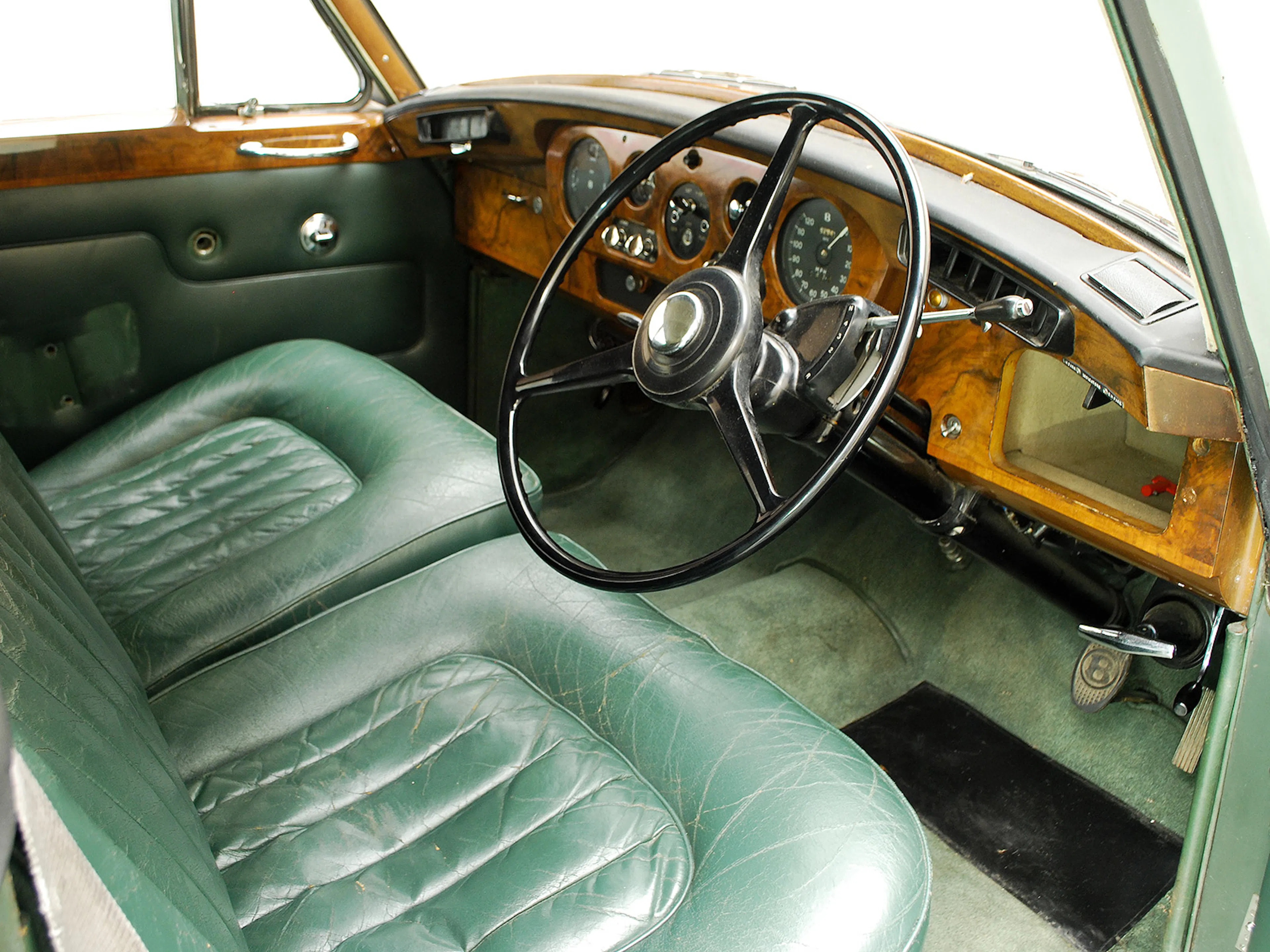 1964 Bentley S3 4dr Sedan Courtesy of Hyman Ltd.