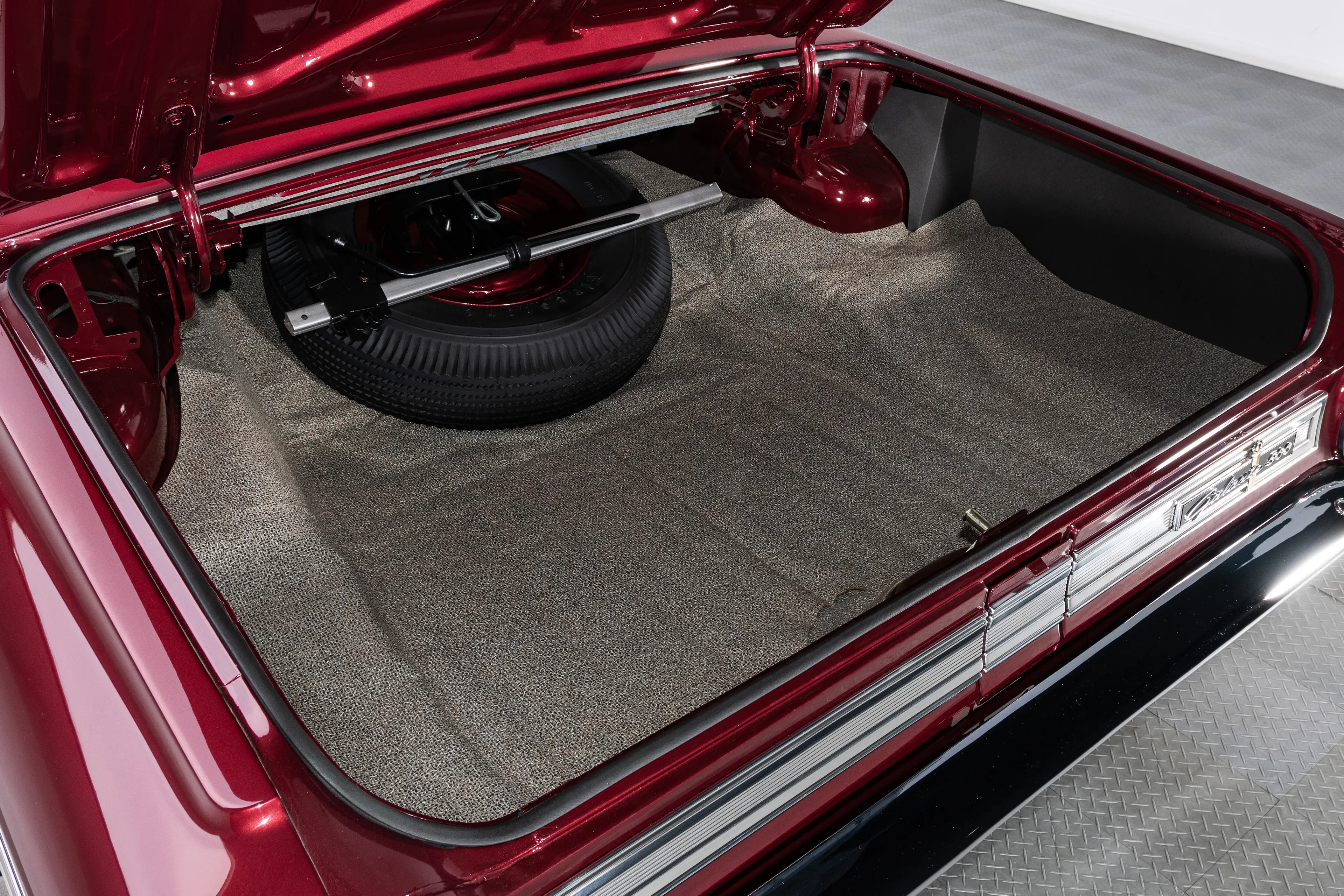 1964 Ford Galaxie 500 2dr Hardtop Coupe Courtesy of RK Motors