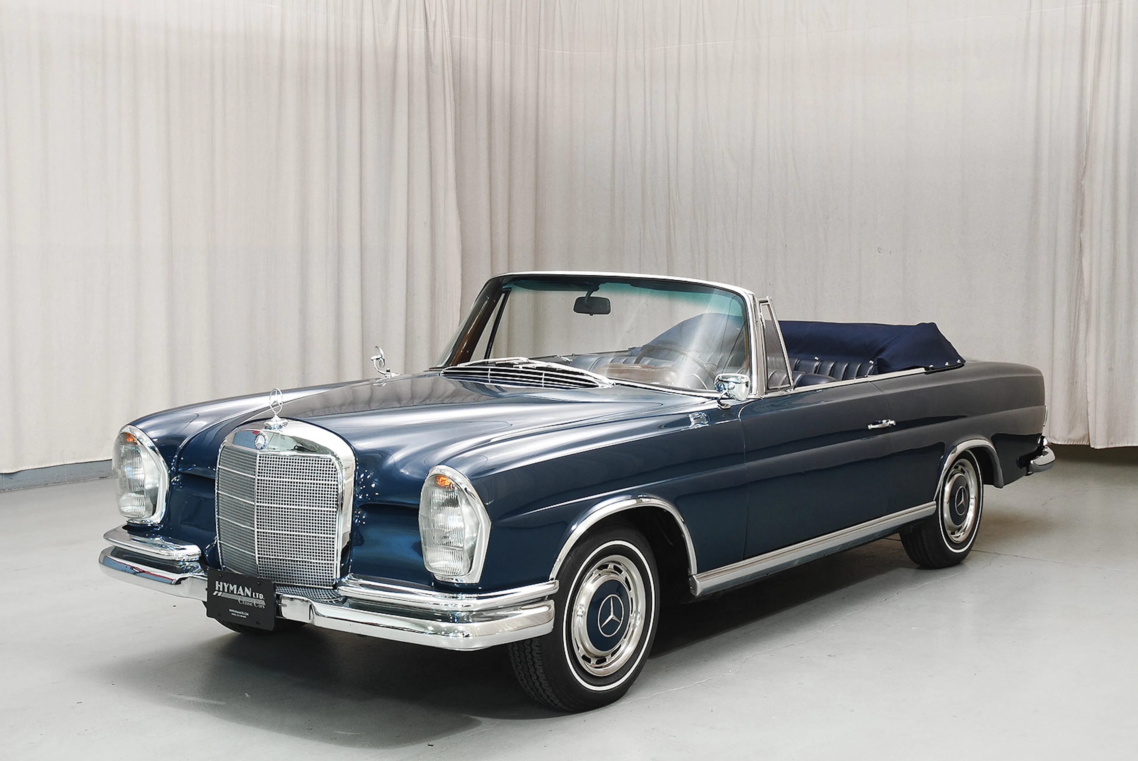 1964 Mercedes-Benz 220SEb 2dr Cabriolet Courtesy of Hyman Ltd.