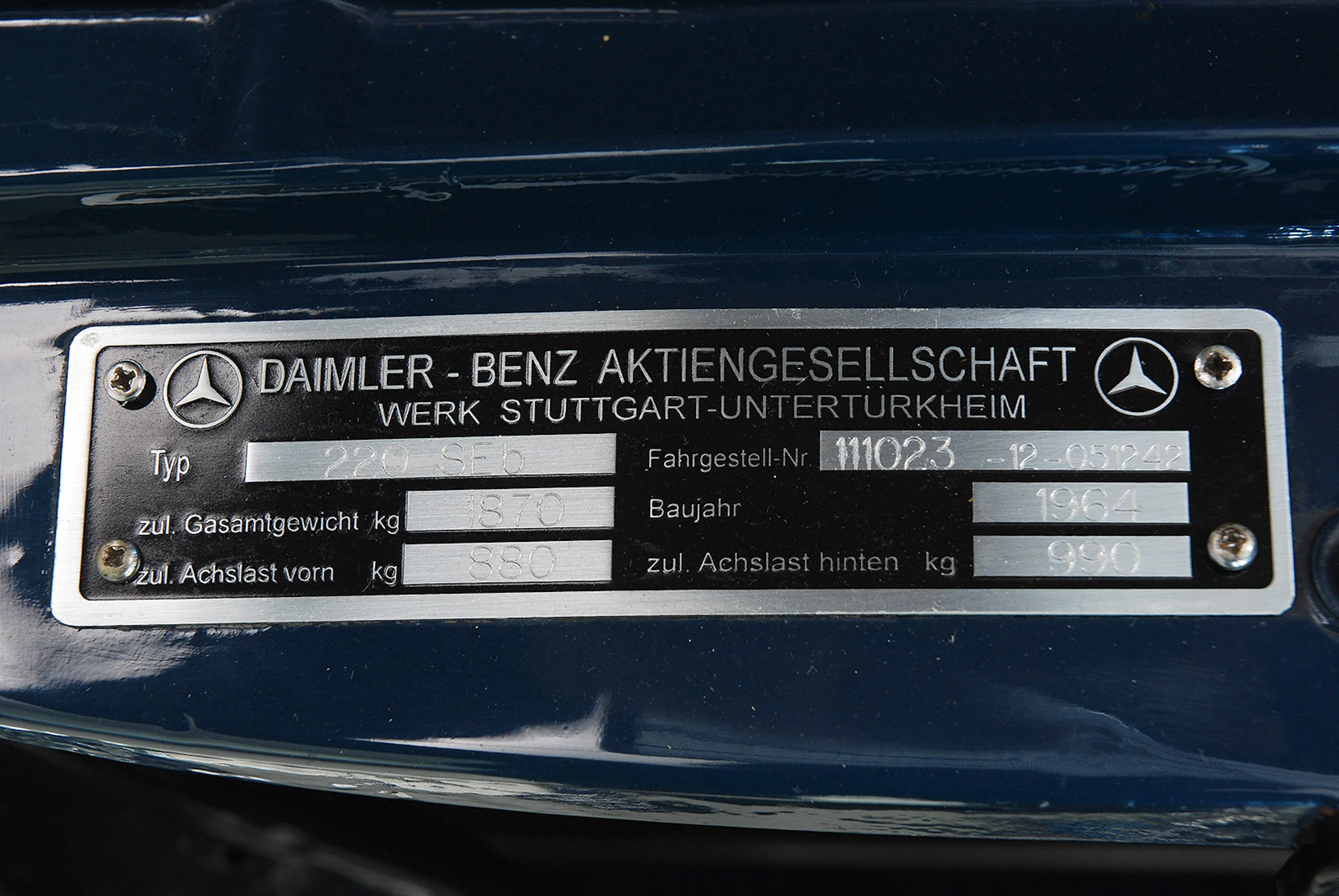 1964 Mercedes-Benz 220SEb 2dr Cabriolet Courtesy of Hyman Ltd.