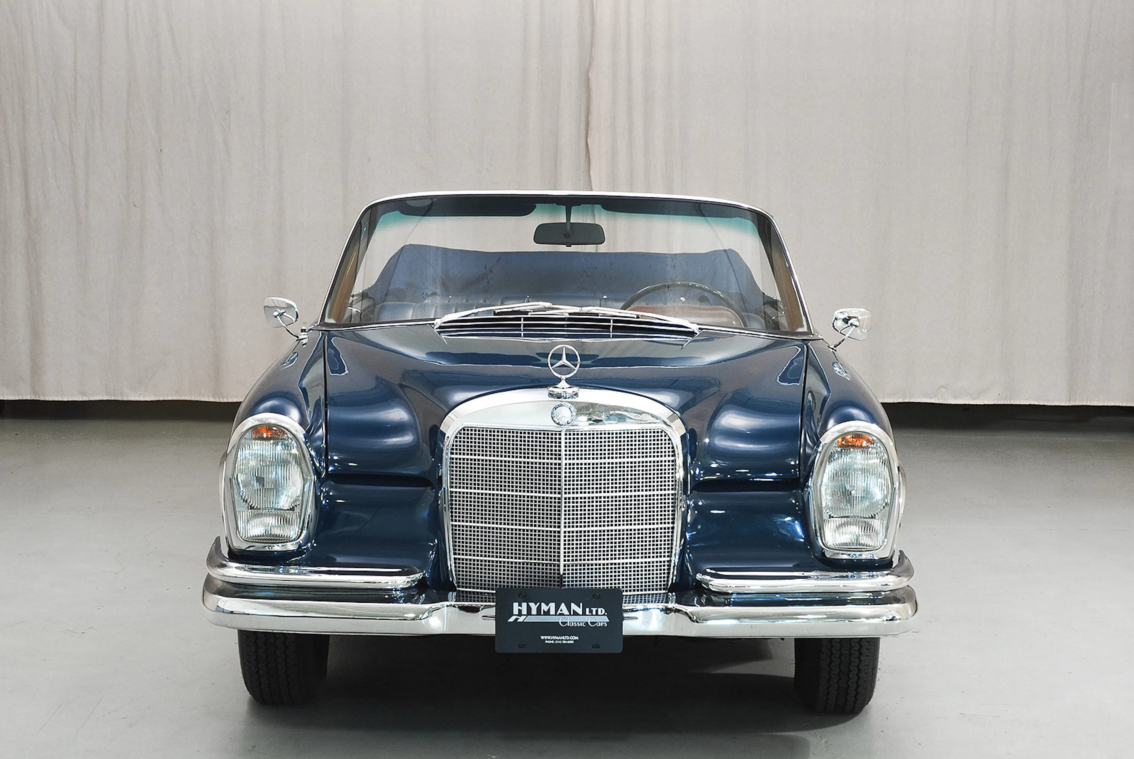 1964 Mercedes-Benz 220SEb 2dr Cabriolet Courtesy of Hyman Ltd.