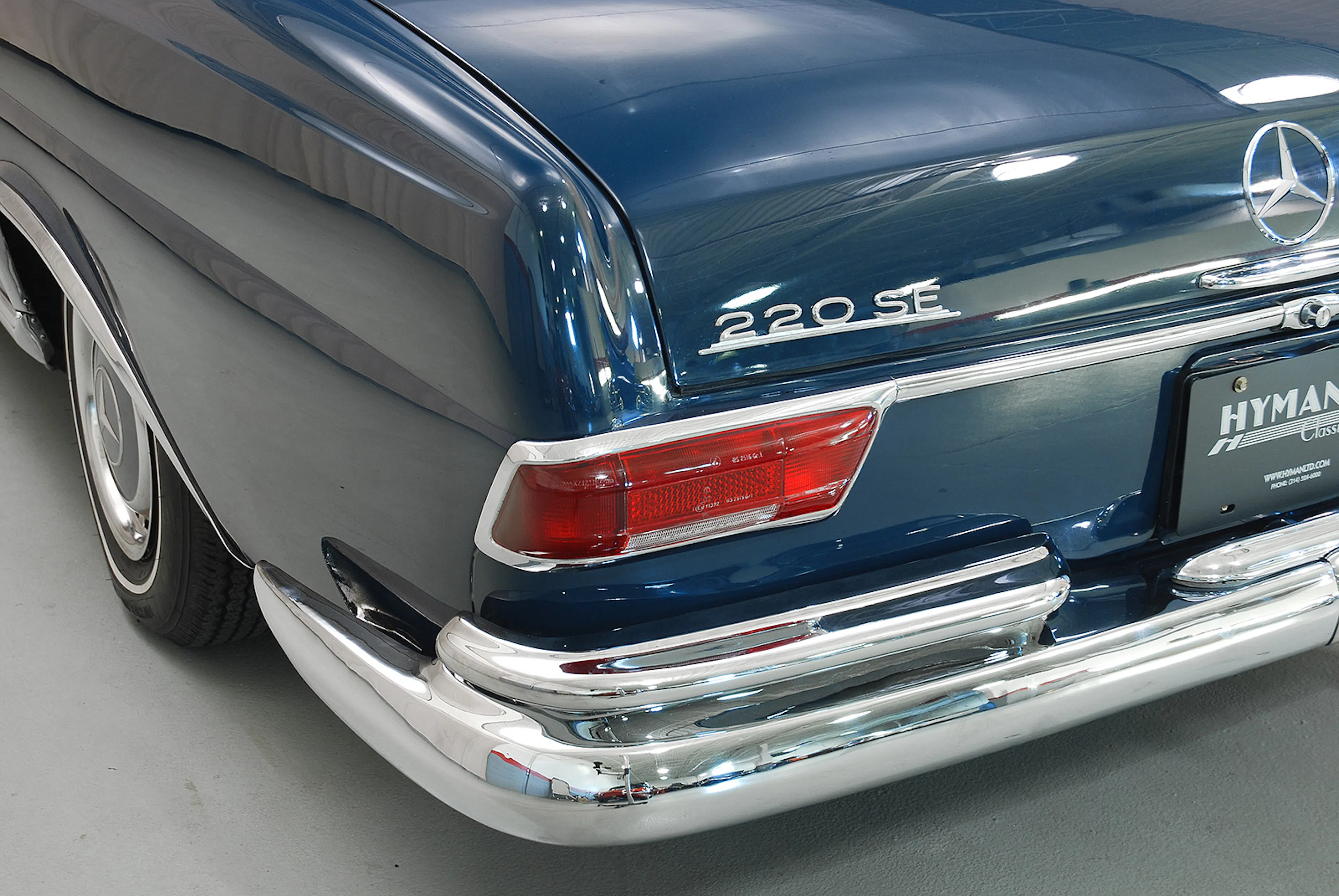 1964 Mercedes-Benz 220SEb 2dr Cabriolet Courtesy of Hyman Ltd.