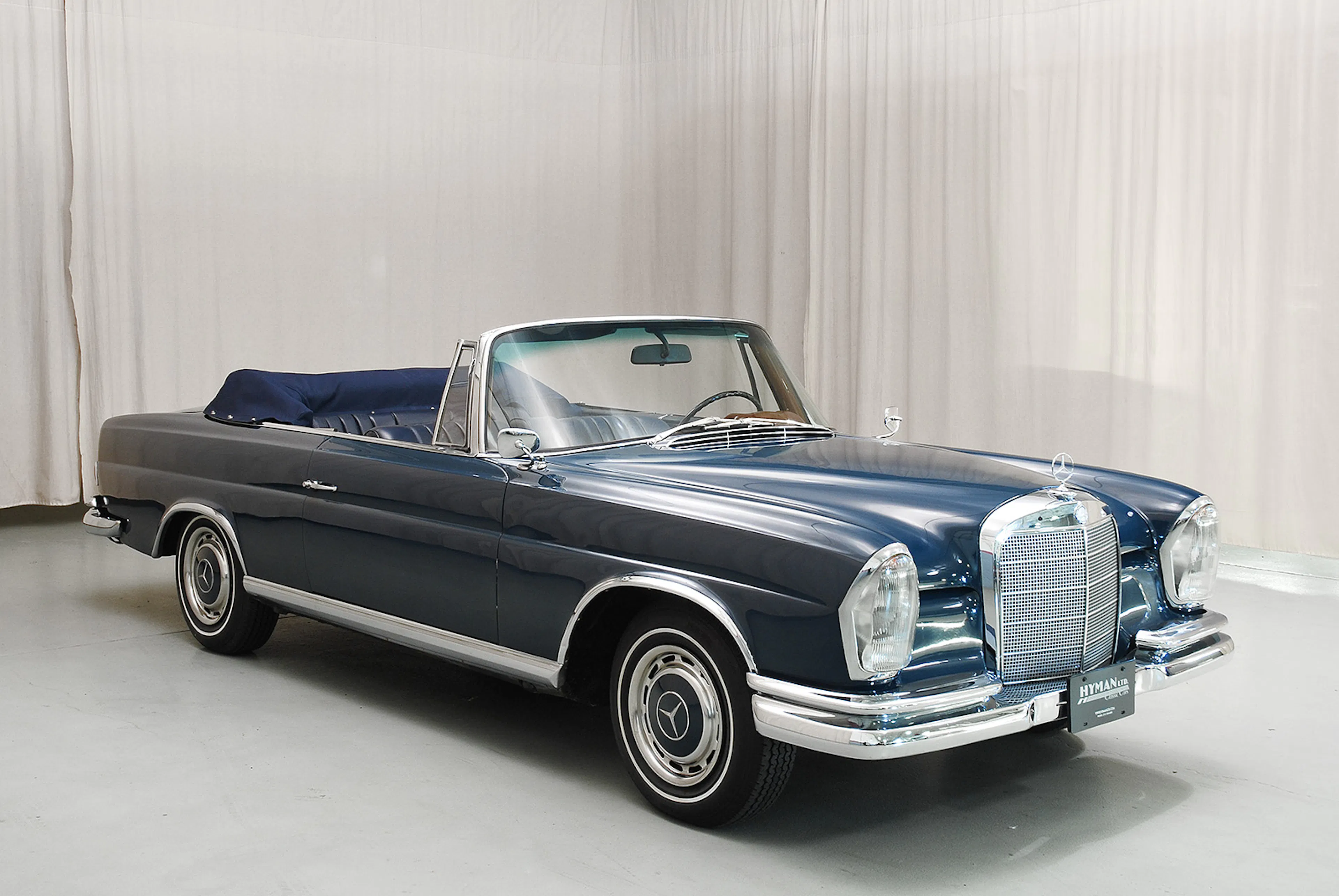 1964 Mercedes-Benz 220SEb 2dr Cabriolet Courtesy of Hyman Ltd.