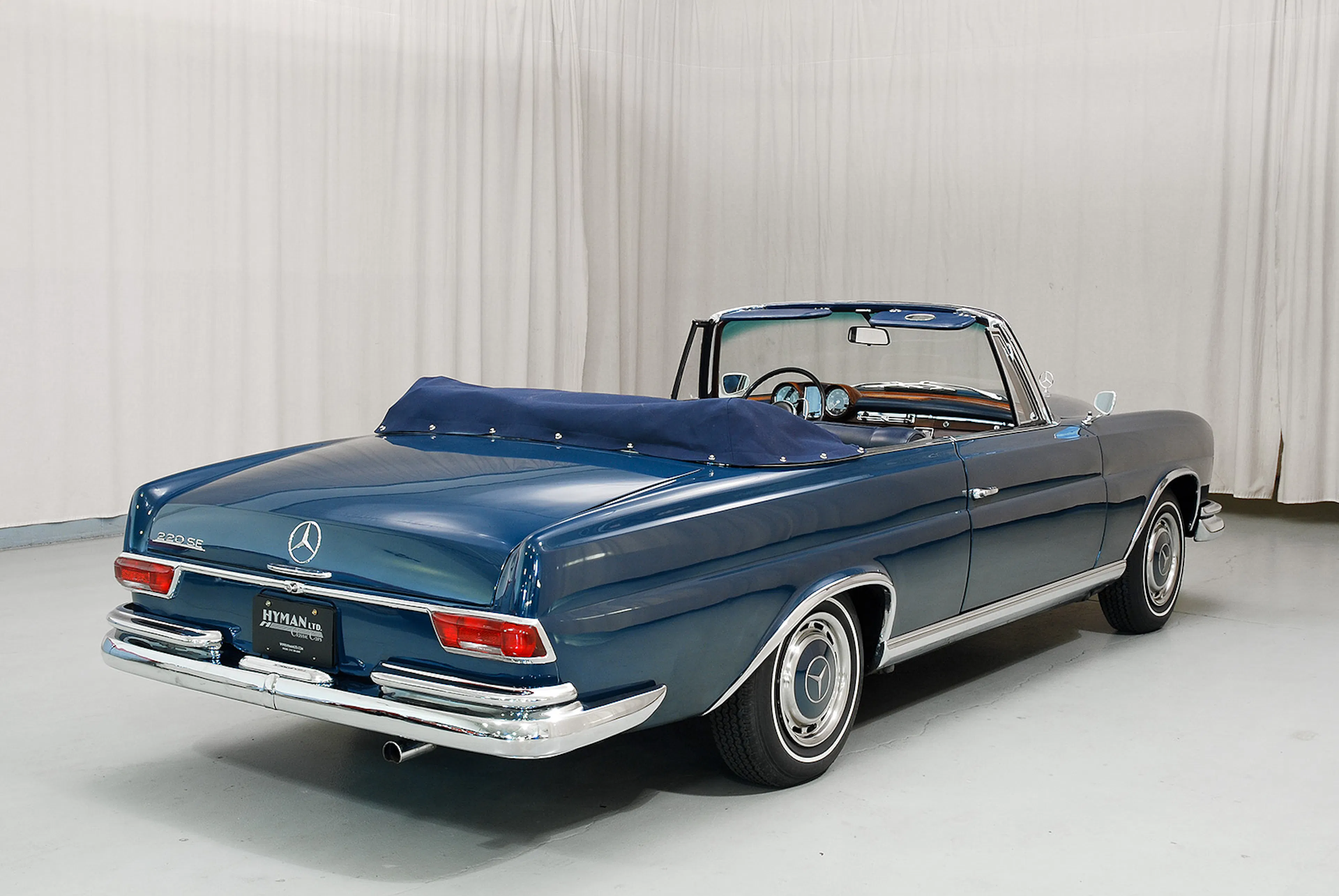 1964 Mercedes-Benz 220SEb 2dr Cabriolet Courtesy of Hyman Ltd.