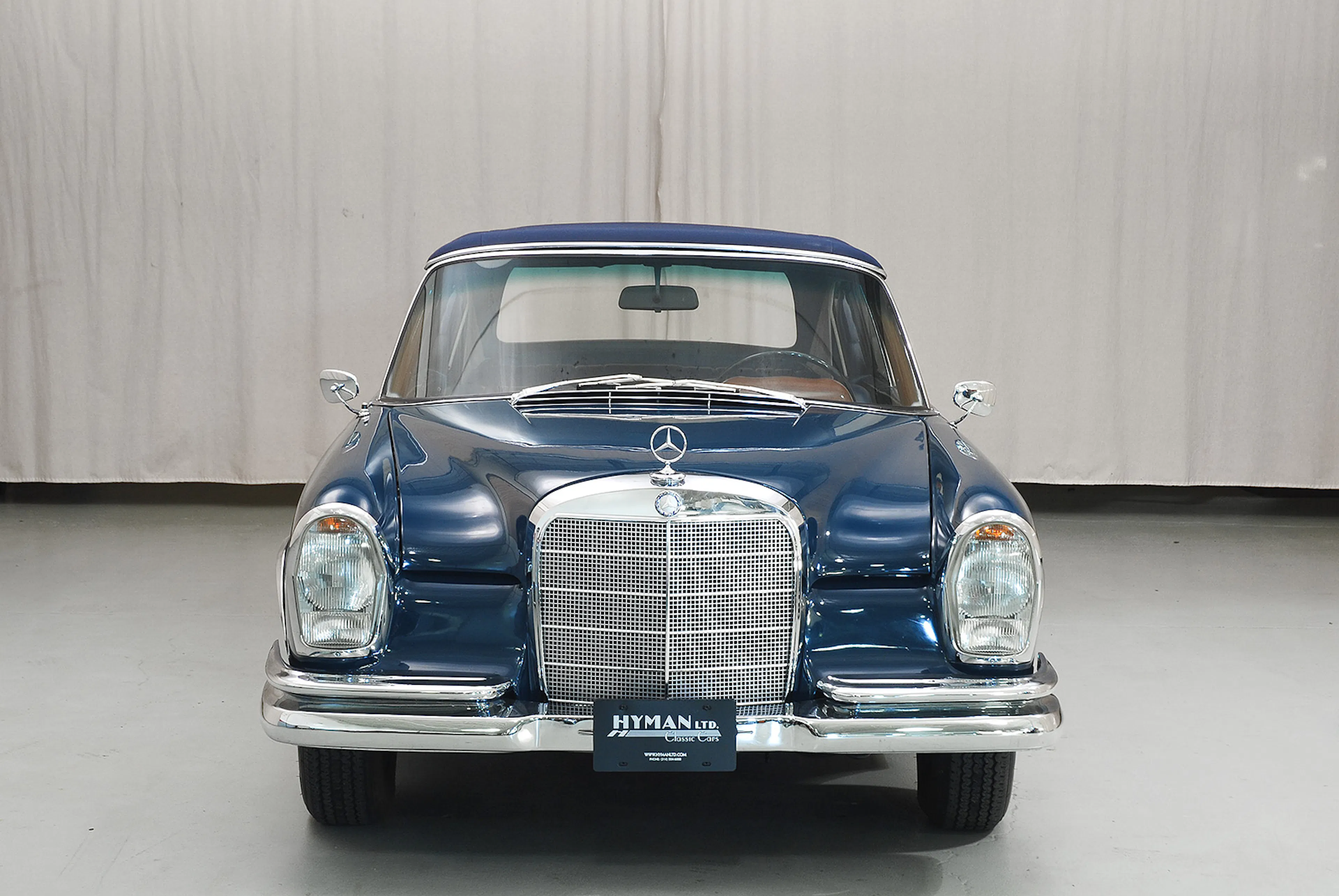 1964 Mercedes-Benz 220SEb 2dr Cabriolet Courtesy of Hyman Ltd.