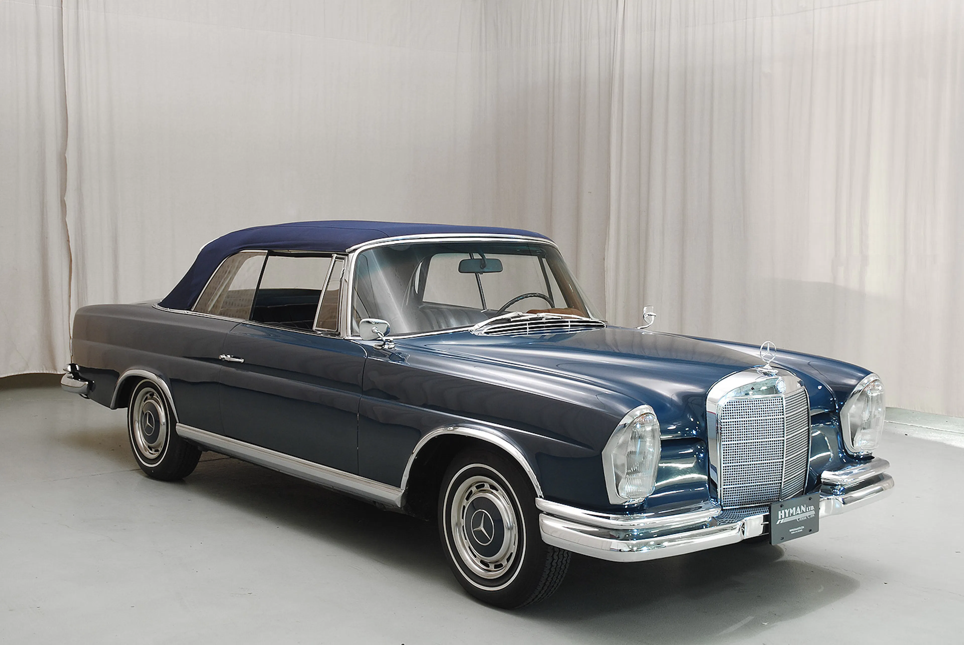 1964 Mercedes-Benz 220SEb 2dr Cabriolet Courtesy of Hyman Ltd.
