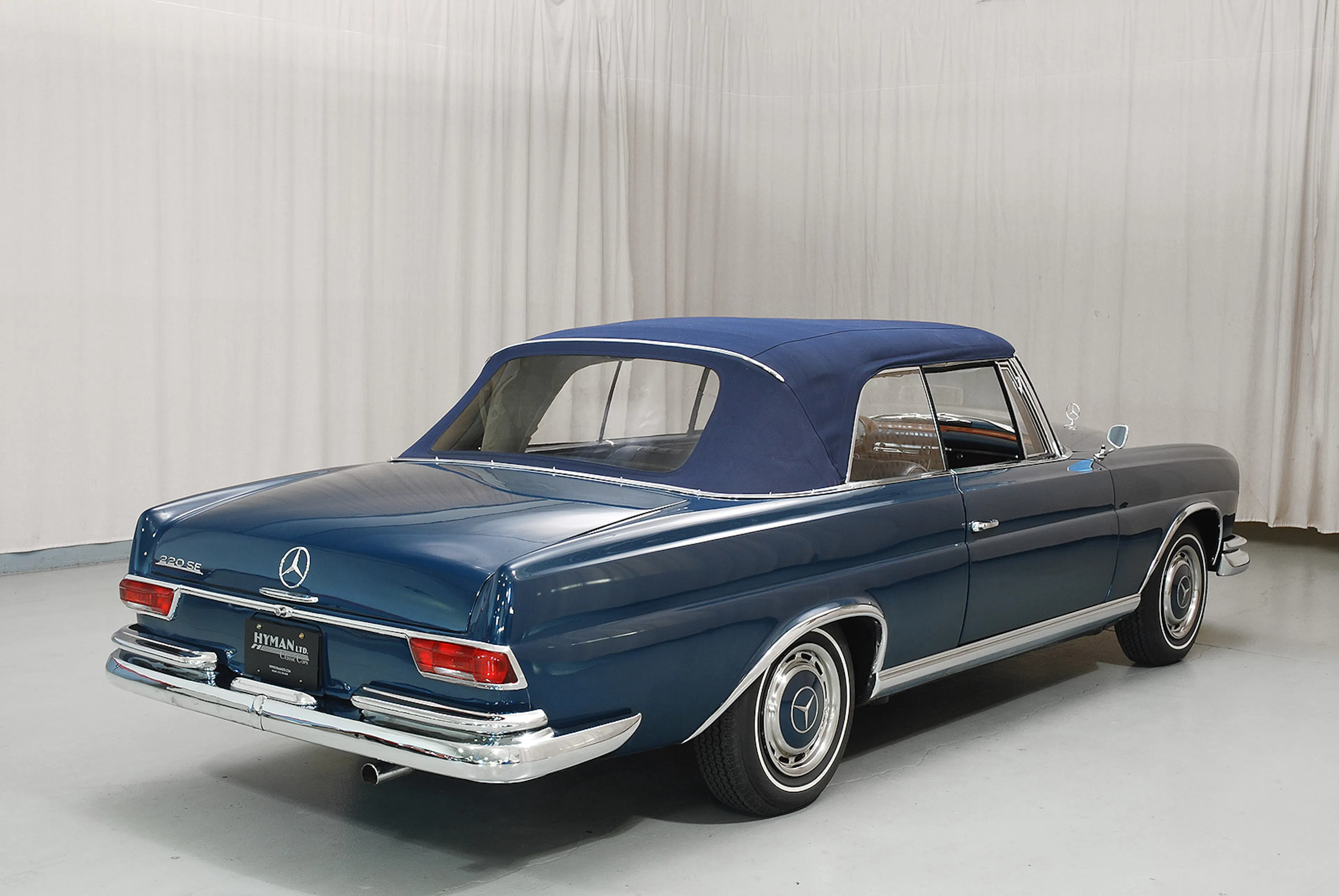 1964 Mercedes-Benz 220SEb 2dr Cabriolet Courtesy of Hyman Ltd.