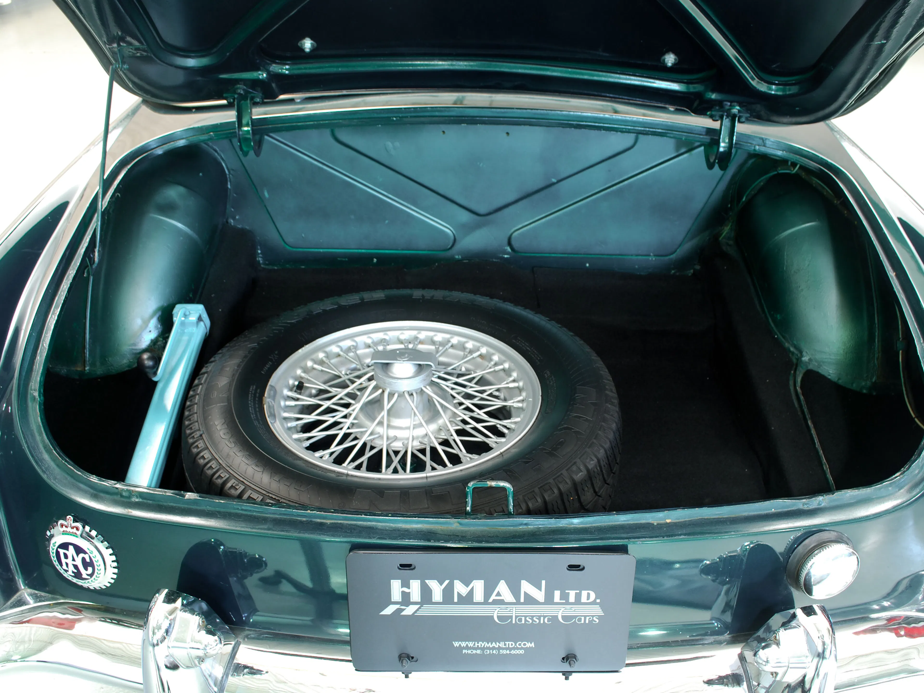 1964 MG MGB Mk I 2dr Roadster Courtesy of Hyman Ltd.