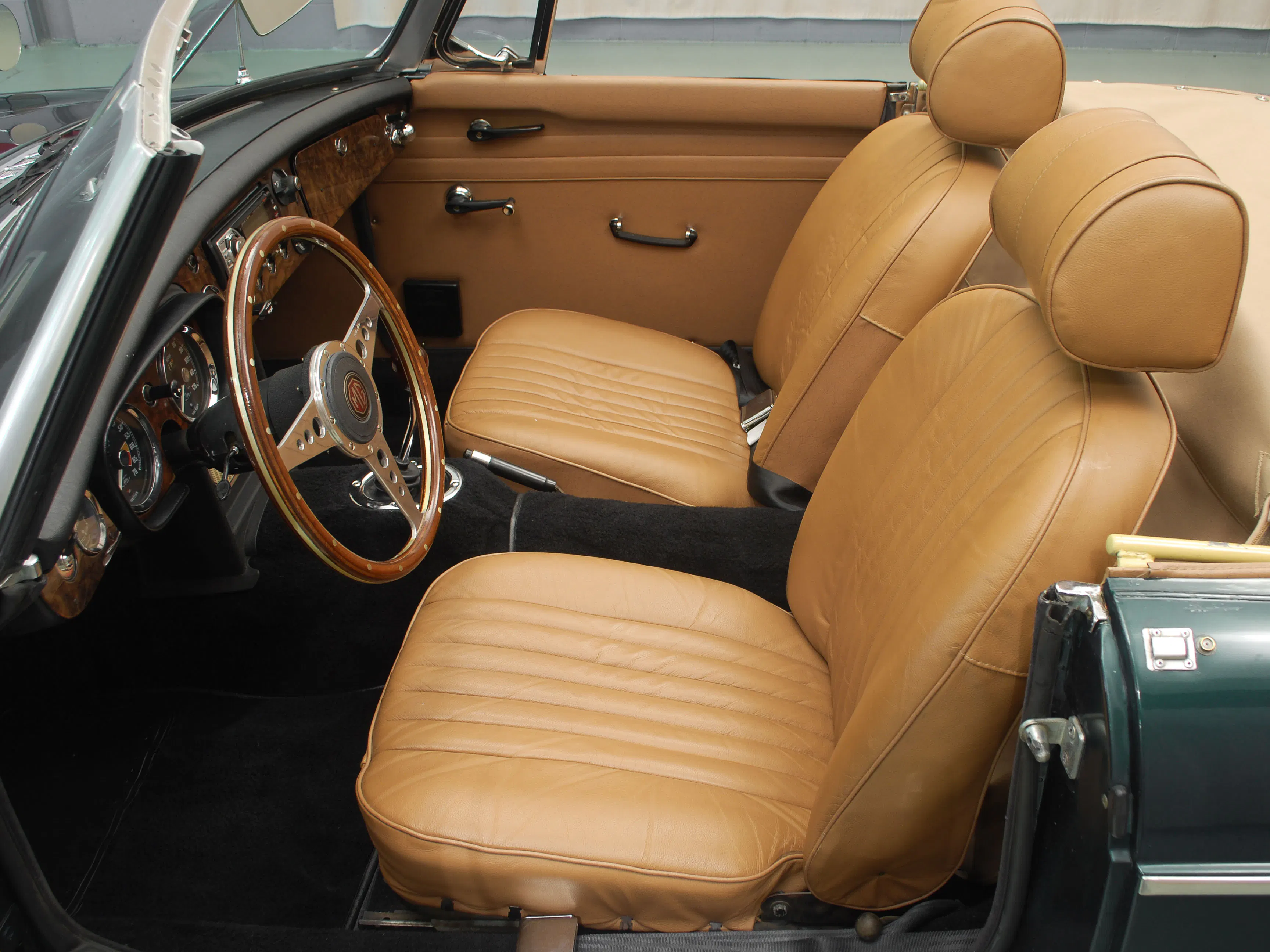 1964 MG MGB Mk I 2dr Roadster Courtesy of Hyman Ltd.