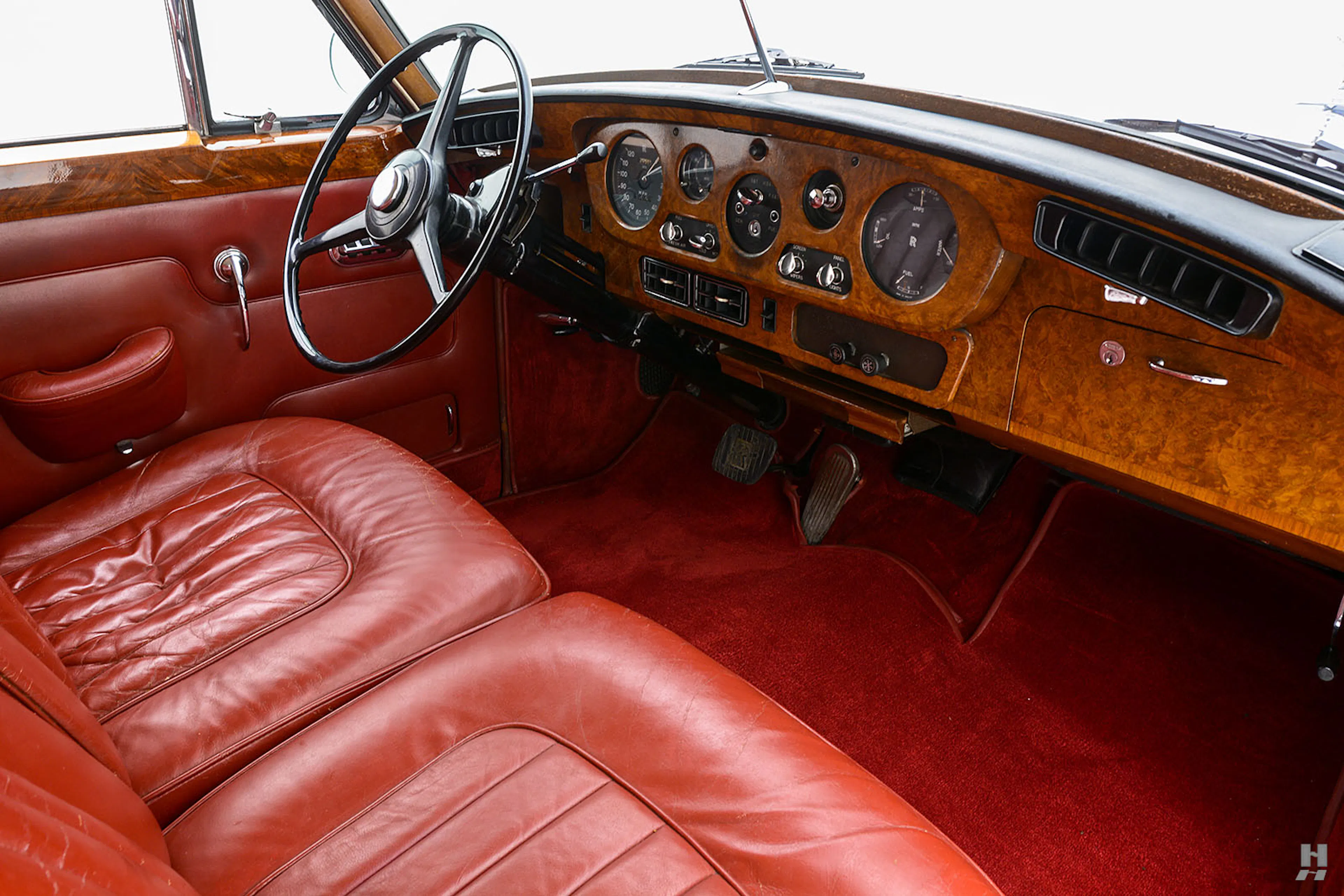 1964 Rolls-Royce Silver Cloud III LWB 4dr Sedan Courtesy of Hyman Ltd.