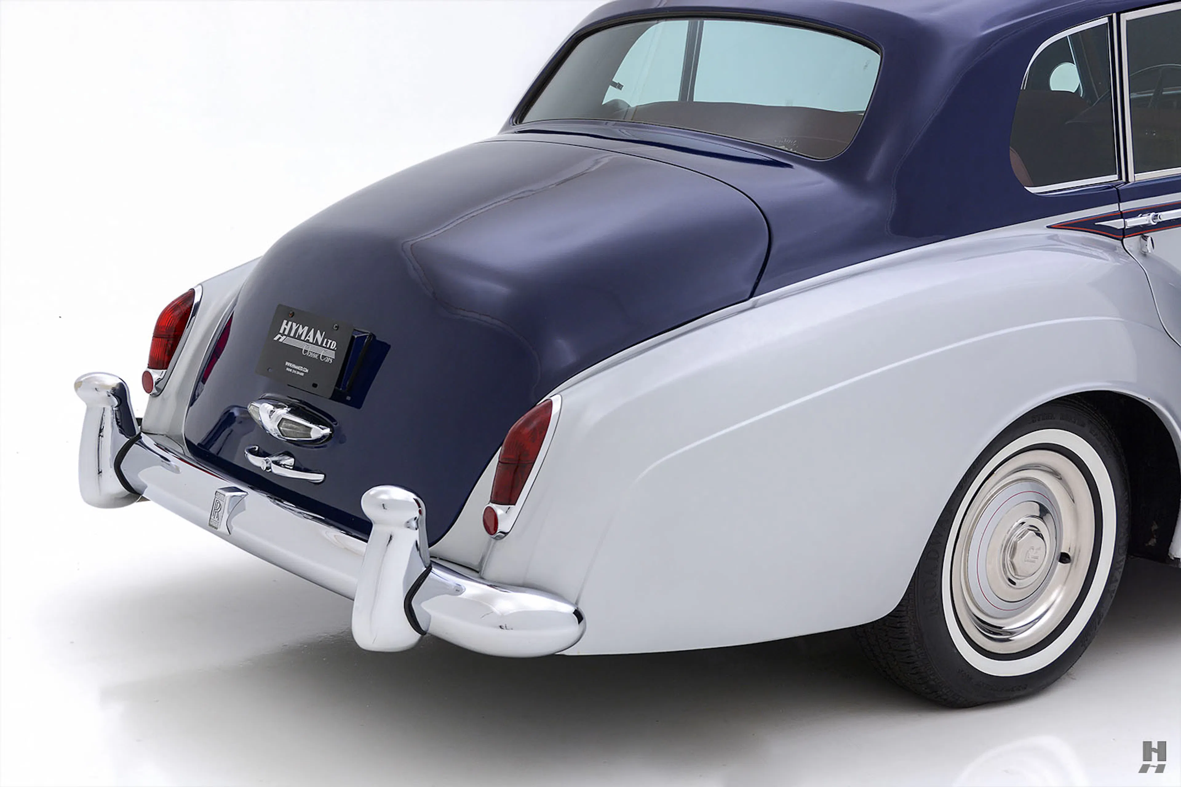 1964 Rolls-Royce Silver Cloud III LWB 4dr Sedan Courtesy of Hyman Ltd.
