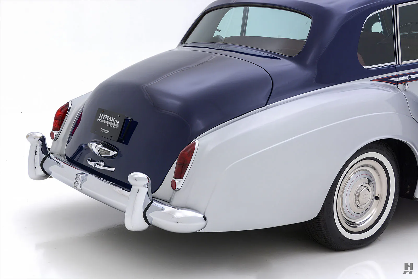 1964 Rolls-Royce Silver Cloud III LWB 4dr Sedan Courtesy of Hyman Ltd.