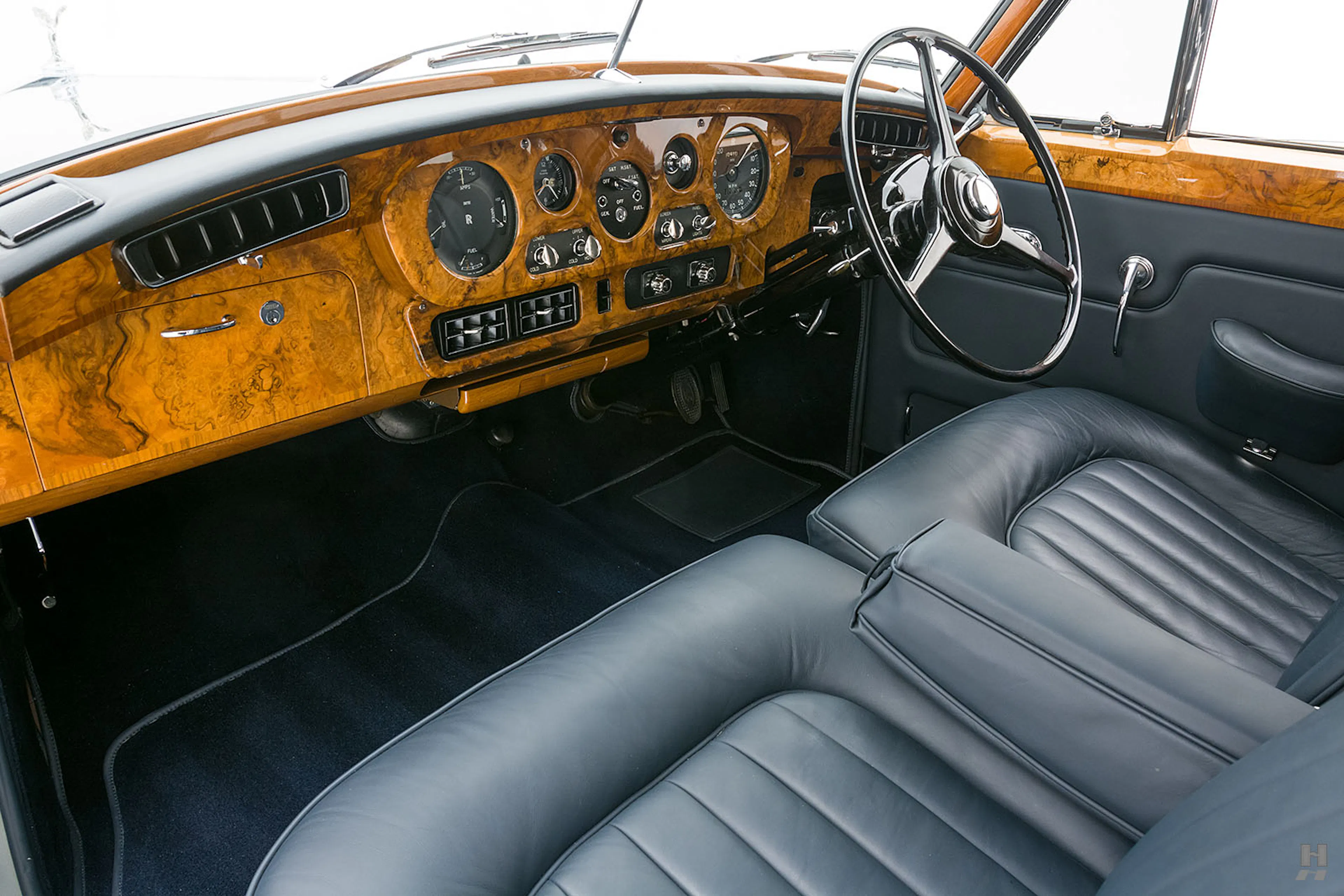 1964 Rolls-Royce Silver Cloud III Standard Steel 4dr Sedan Courtesy of Hyman Ltd.