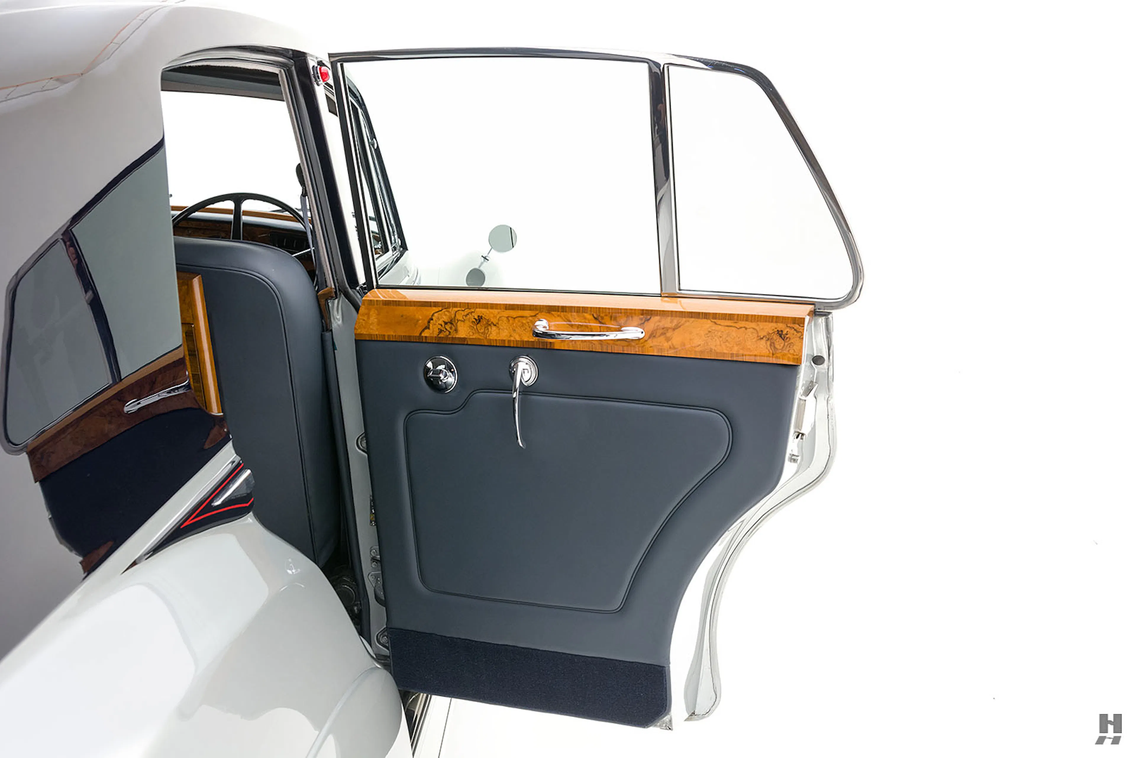 1964 Rolls-Royce Silver Cloud III Standard Steel 4dr Sedan Courtesy of Hyman Ltd.