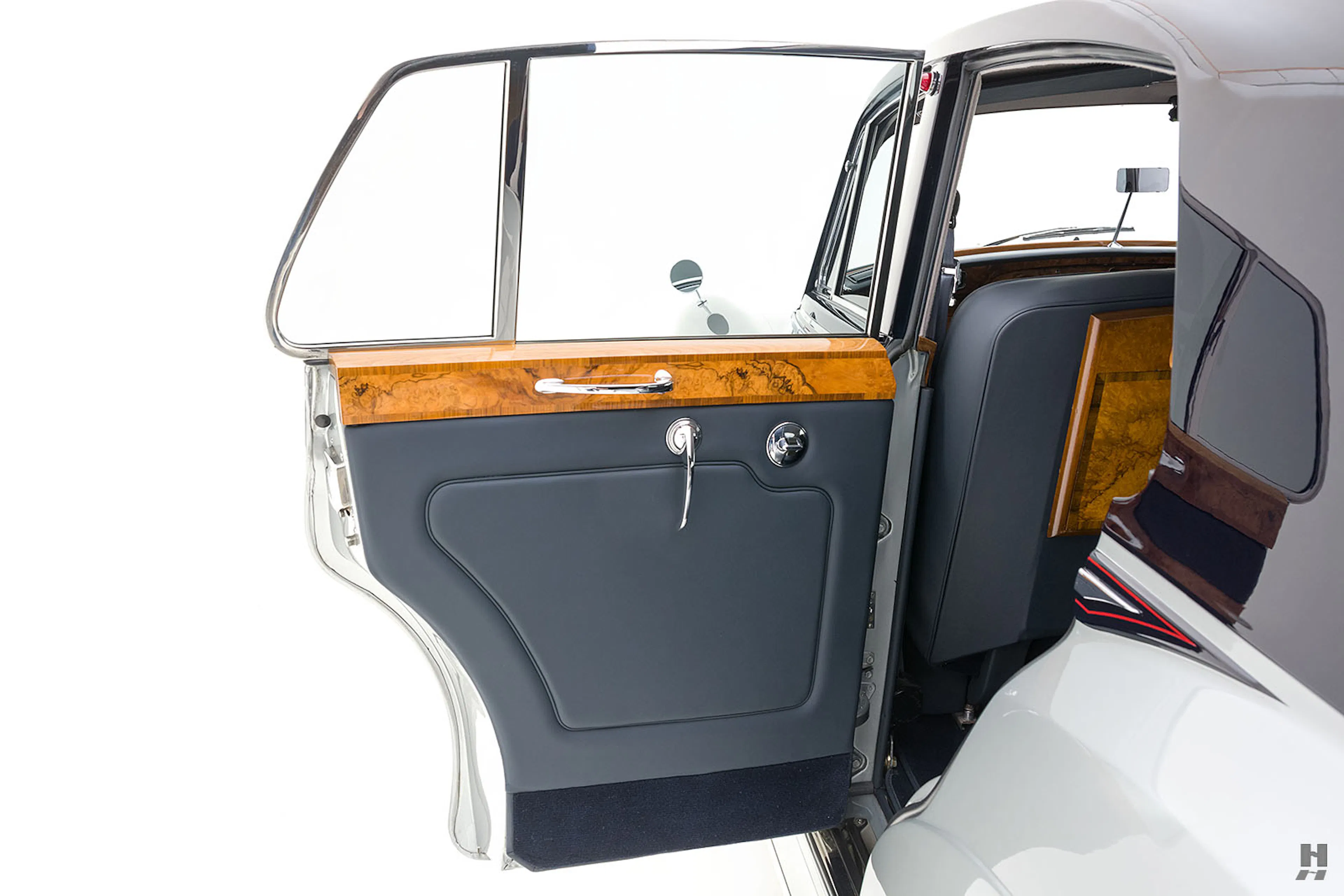 1964 Rolls-Royce Silver Cloud III Standard Steel 4dr Sedan Courtesy of Hyman Ltd.