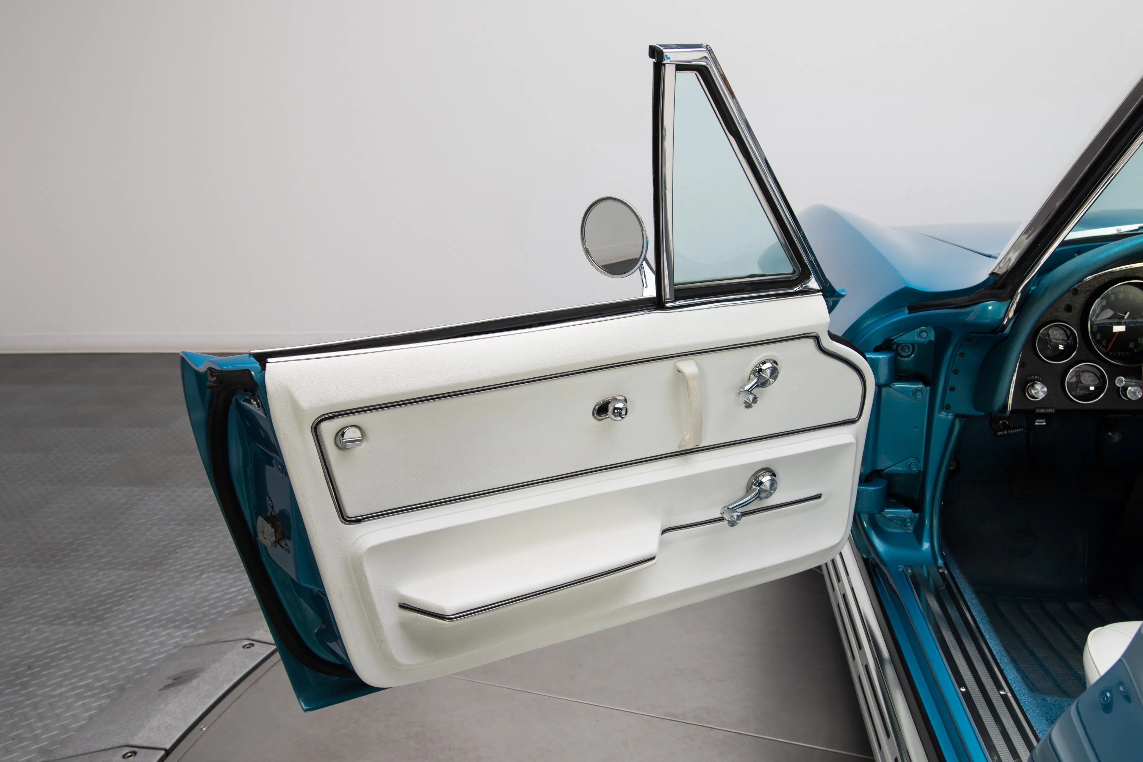 1965 Chevrolet Corvette 2dr Convertible Courtesy of RK Motors