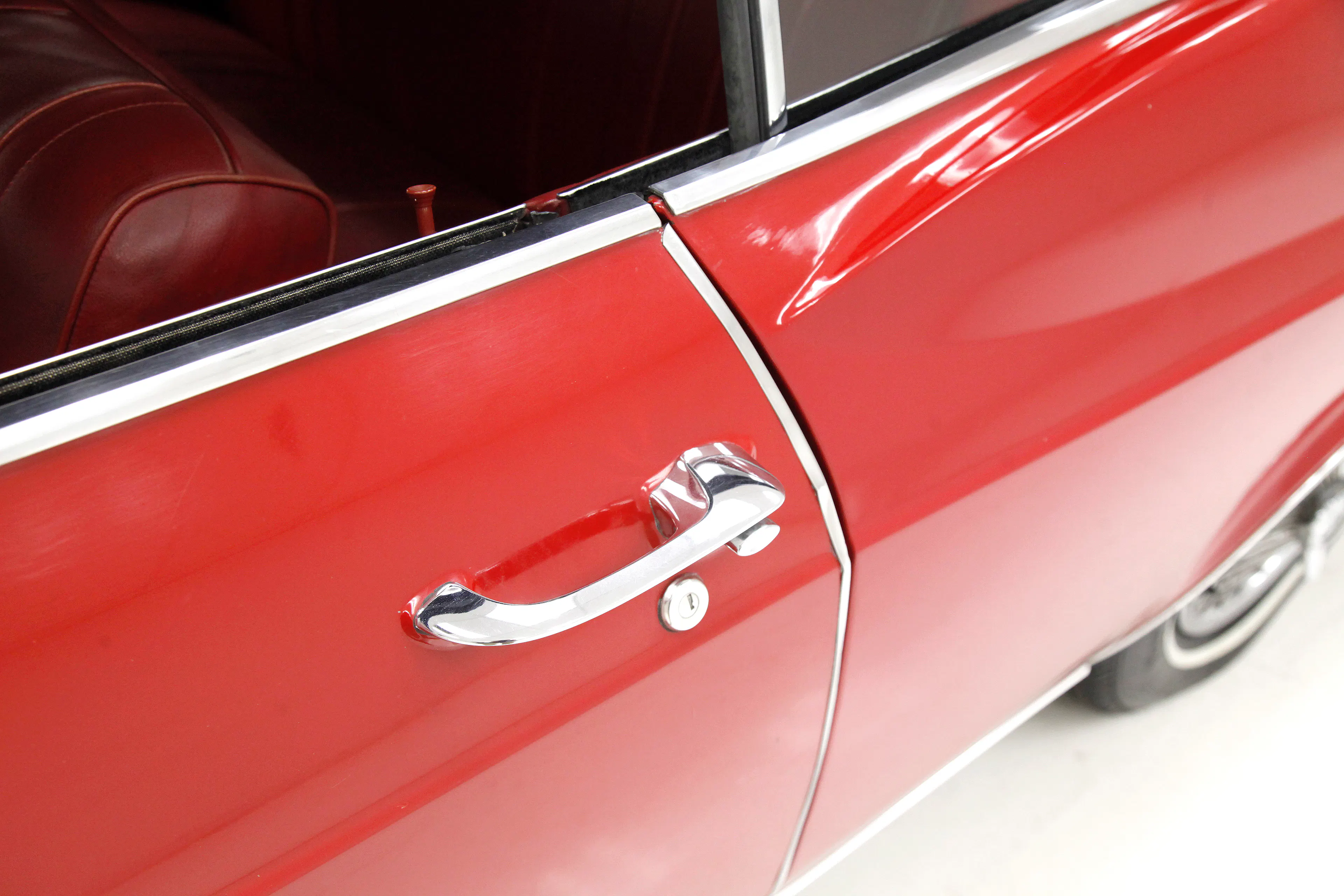 1965 Chevrolet Impala 2dr Convertible Courtesy of Classic Auto Mall
