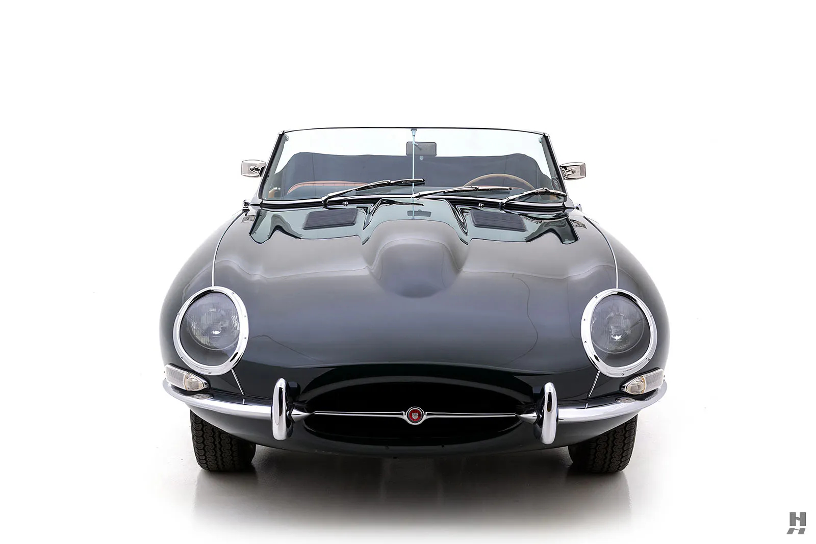 1965 Jaguar E-Type SI 4.2 2dr Roadster Courtesy of Hyman Ltd.