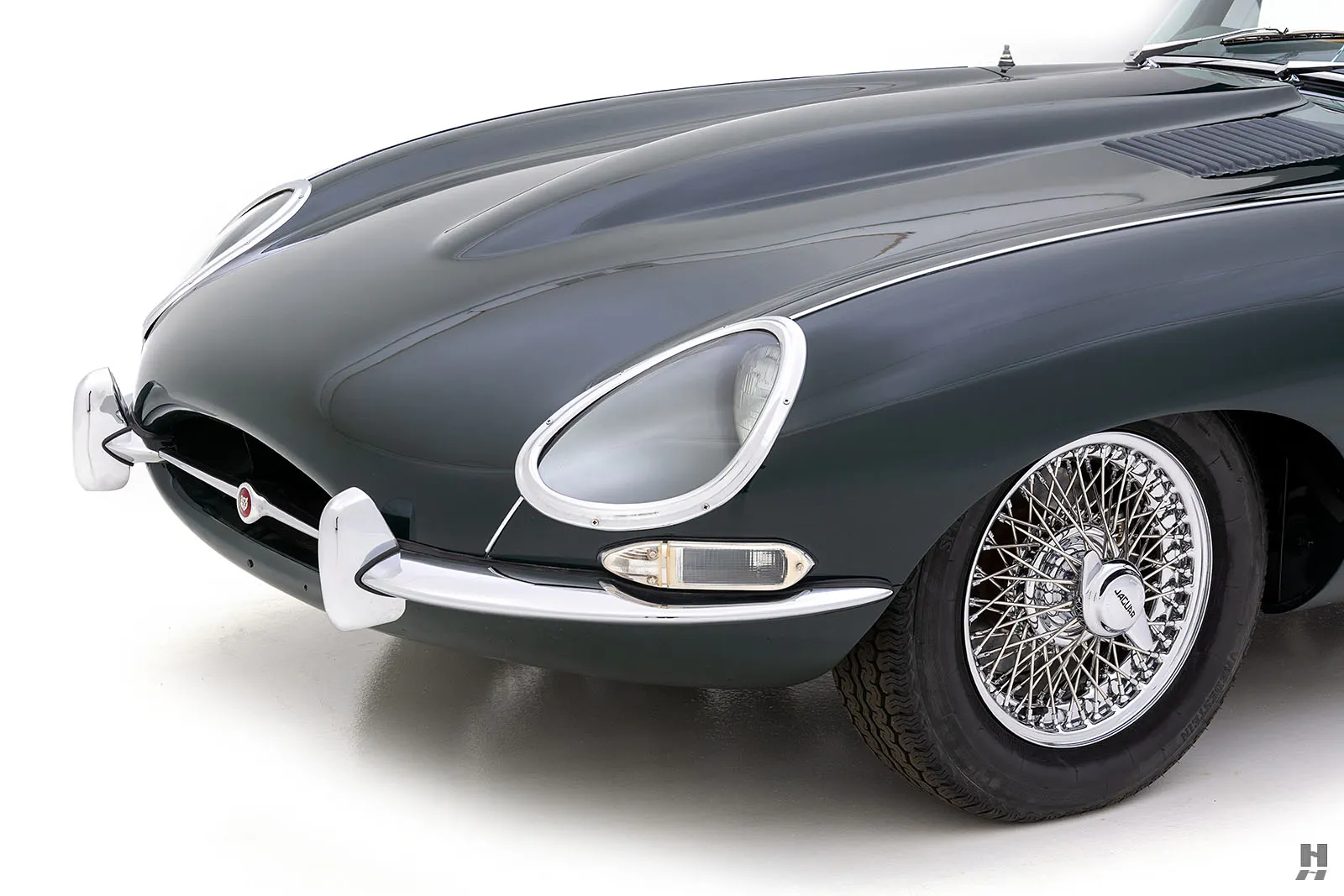 1965 Jaguar E-Type SI 4.2 2dr Roadster Courtesy of Hyman Ltd.