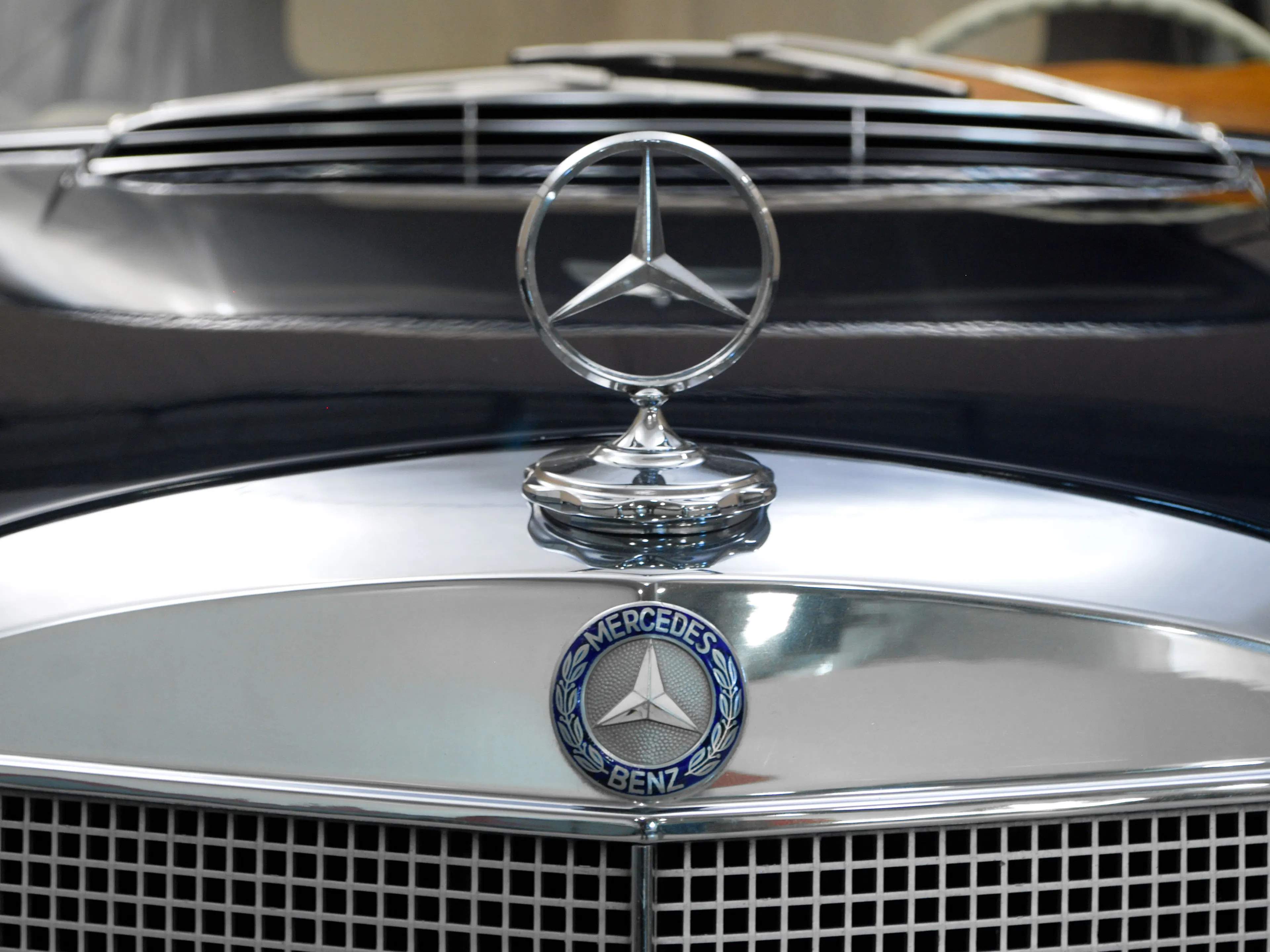 1965 Mercedes-Benz 220SEb 2dr Cabriolet Courtesy of Hyman Ltd.
