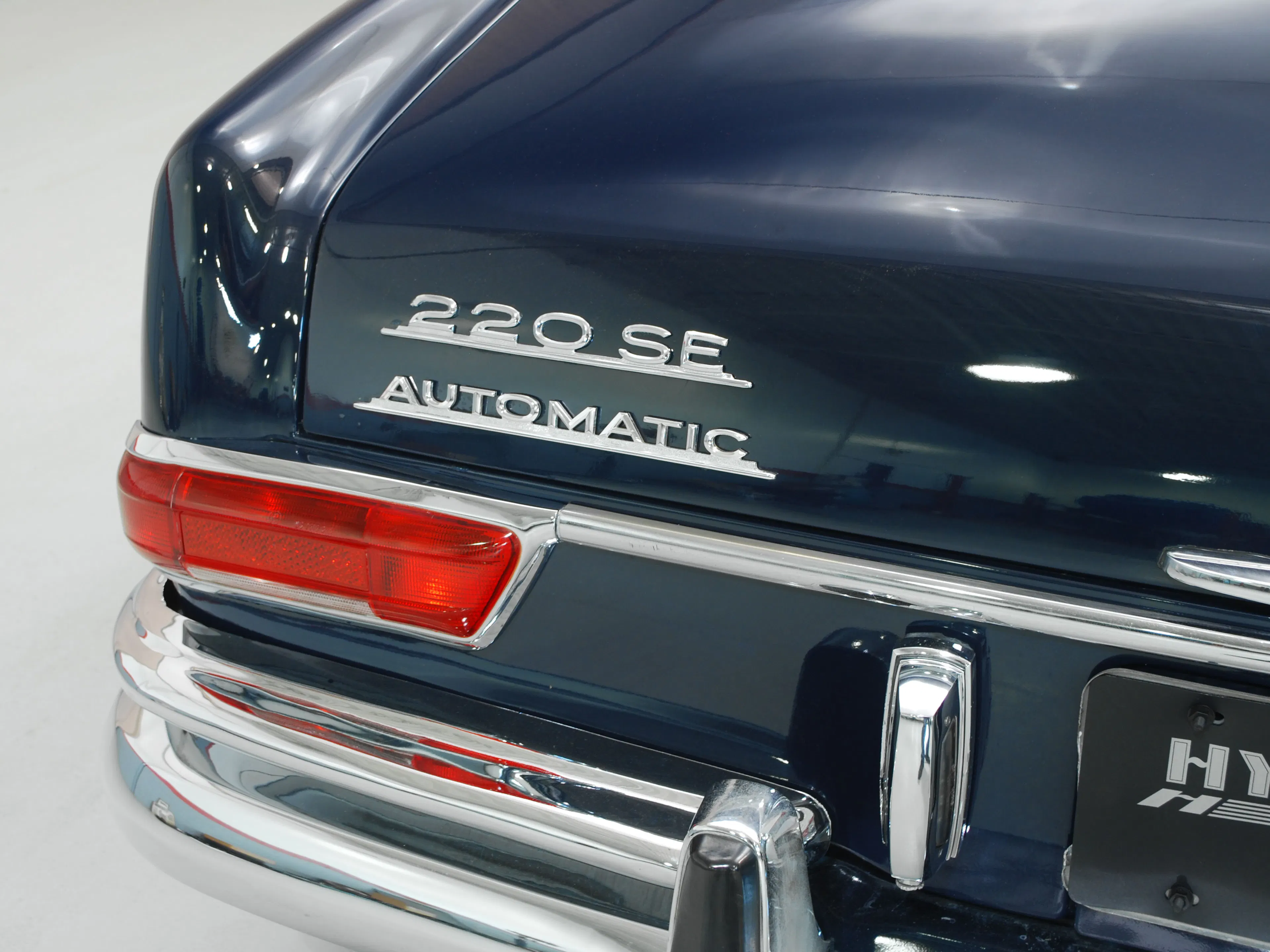 1965 Mercedes-Benz 220SEb 2dr Cabriolet Courtesy of Hyman Ltd.
