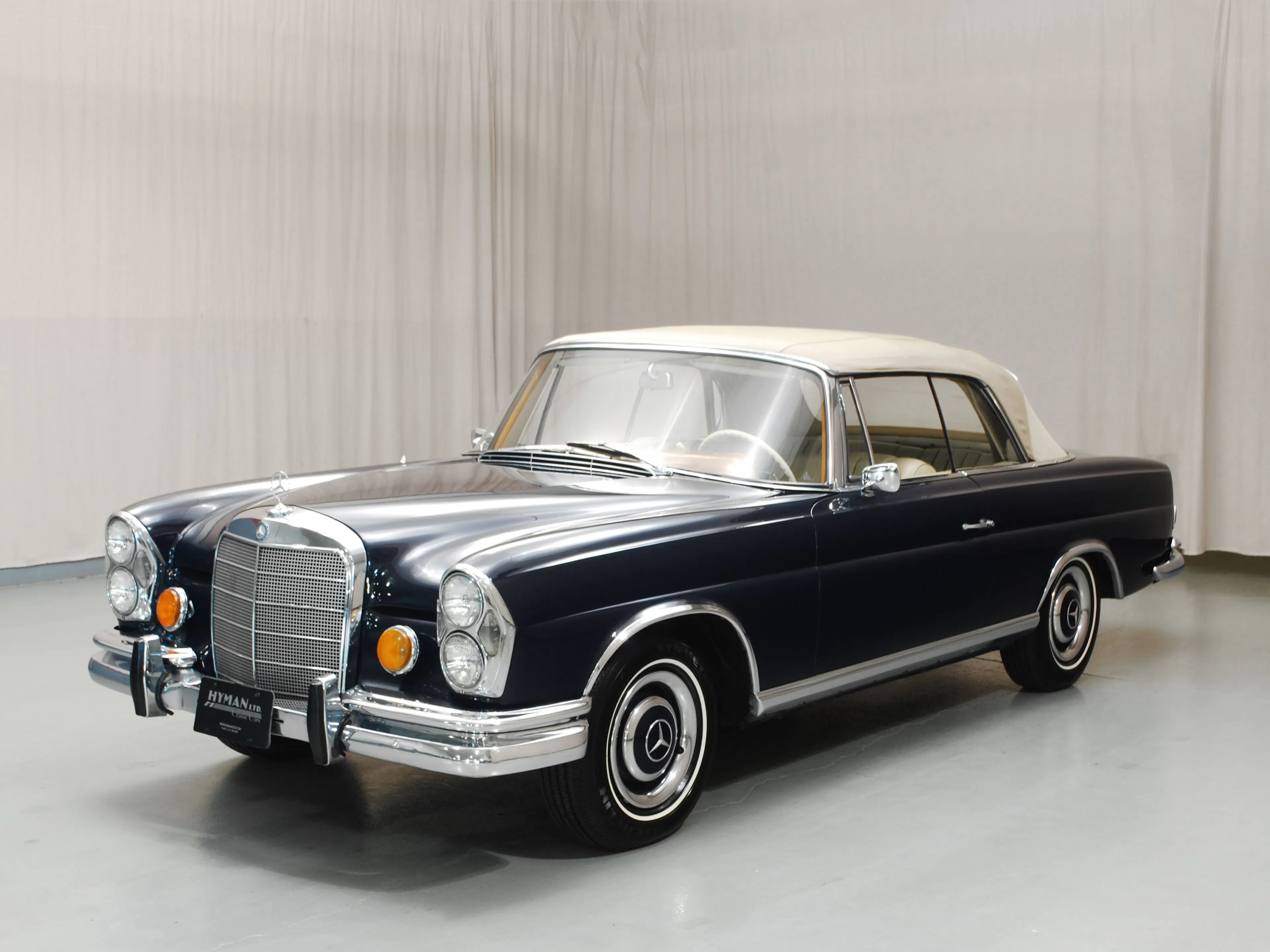 1965 Mercedes-Benz 220SEb 2dr Cabriolet Courtesy of Hyman Ltd.