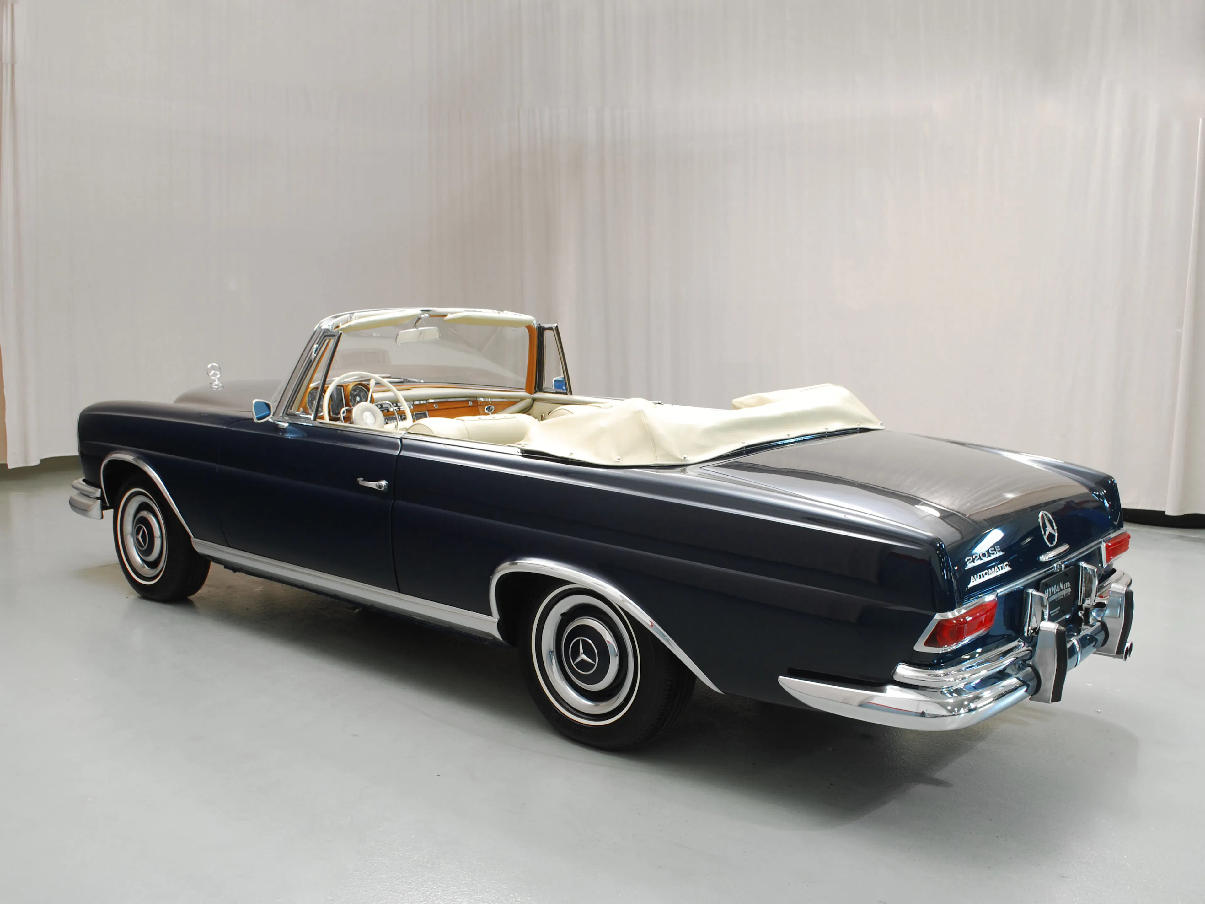 1965 Mercedes-Benz 220SEb 2dr Cabriolet Courtesy of Hyman Ltd.