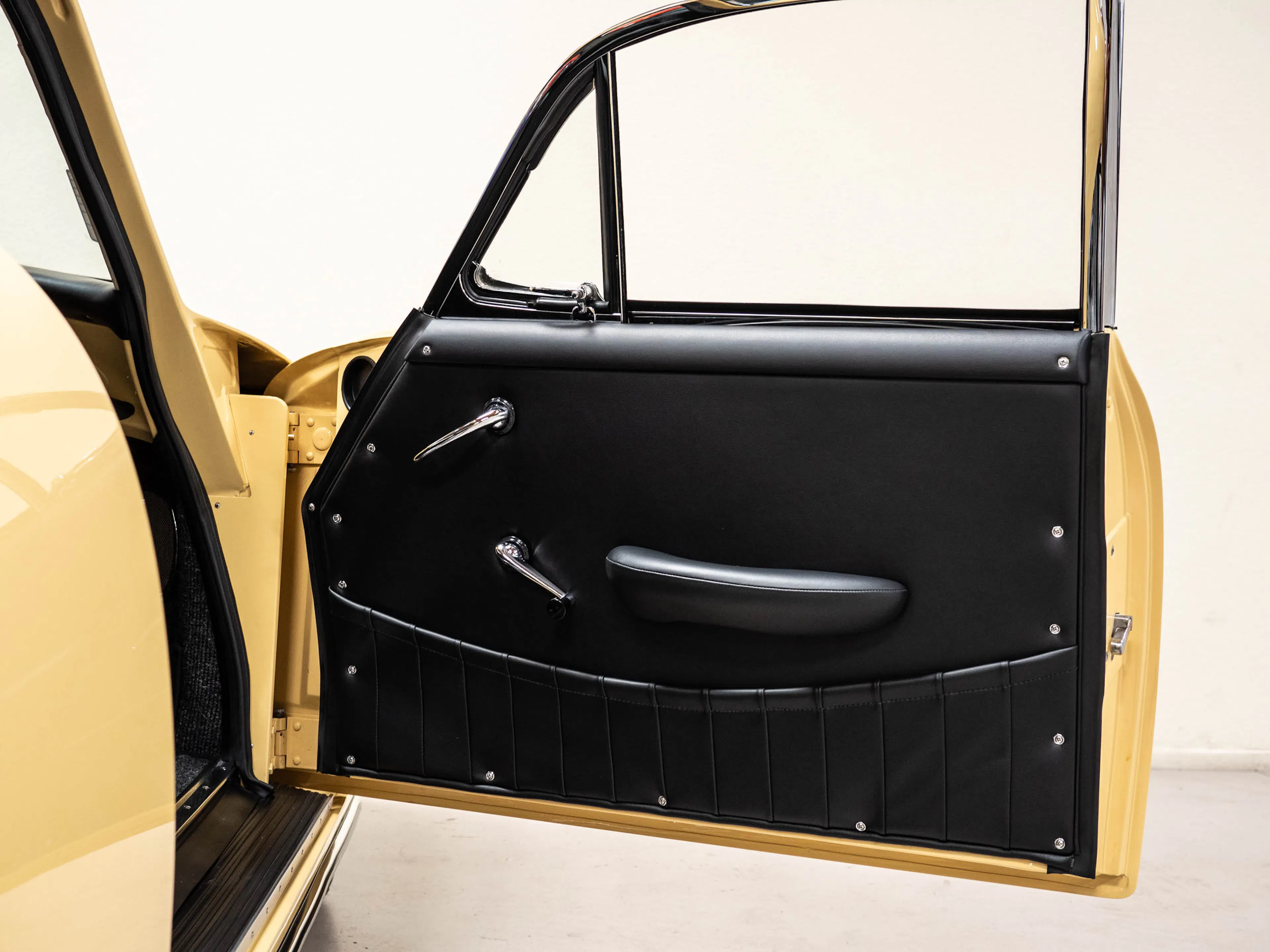 1965 Porsche 356C 1600 SC 2dr Coupe Courtesy of CPR Classic