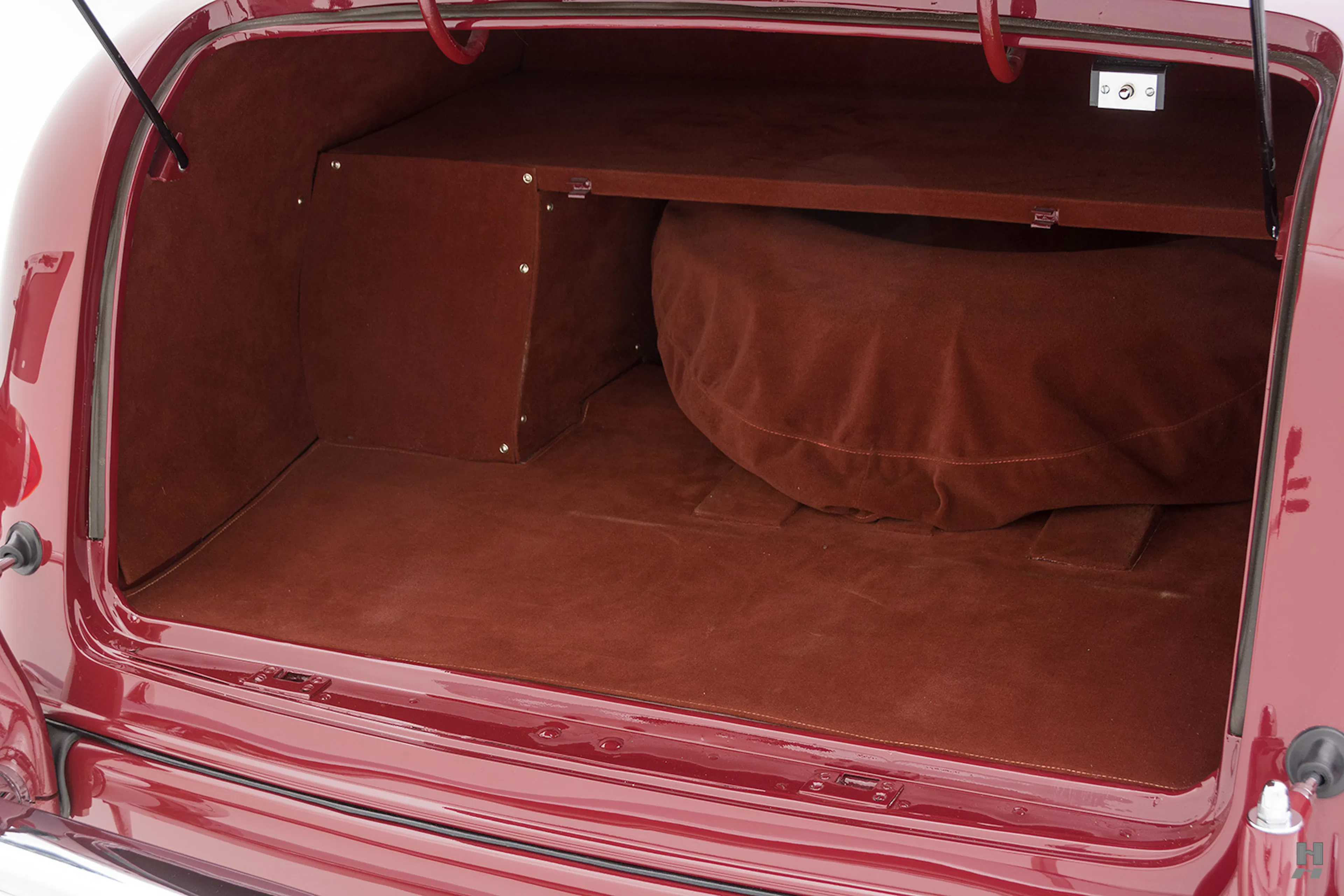 1934 Cadillac Model 452D Fleetwood 2dr Convertible Coupe Courtesy of Hyman Ltd.
