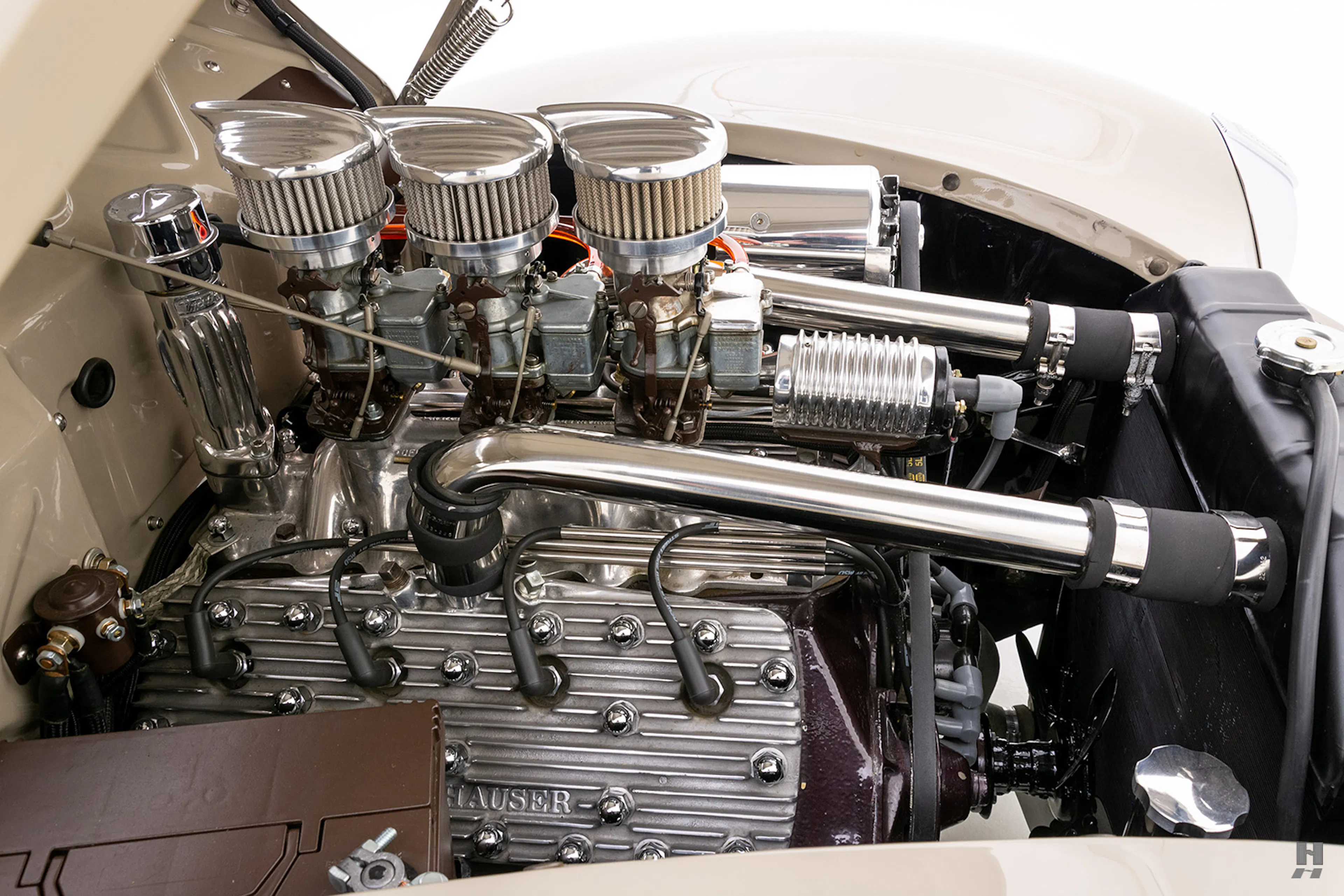 1940 Ford Deluxe 2dr Convertible Courtesy of Hyman Ltd.
