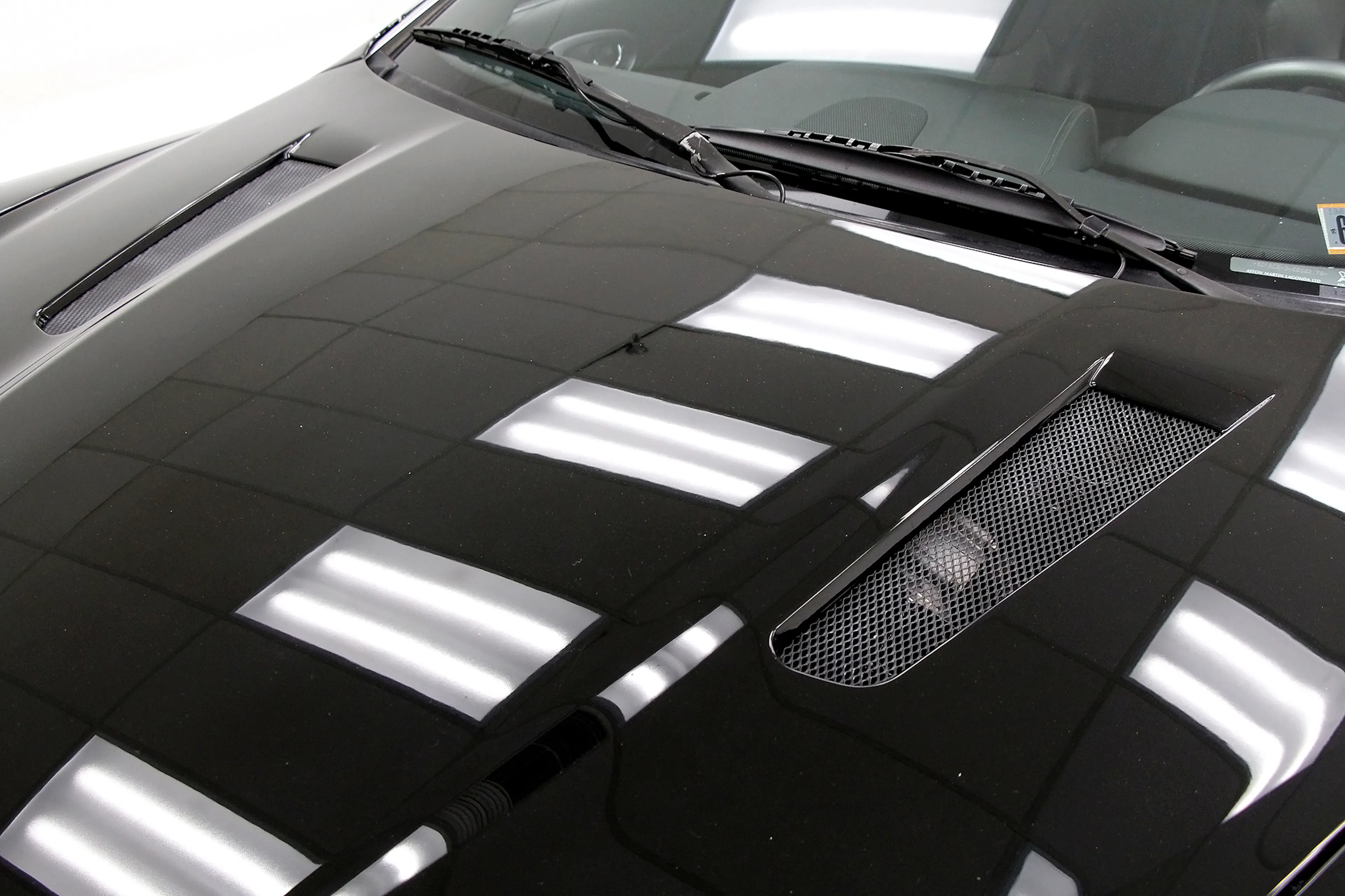 2006 Aston Martin Vanquish S 2dr Coupe Courtesy of Hyman Ltd.