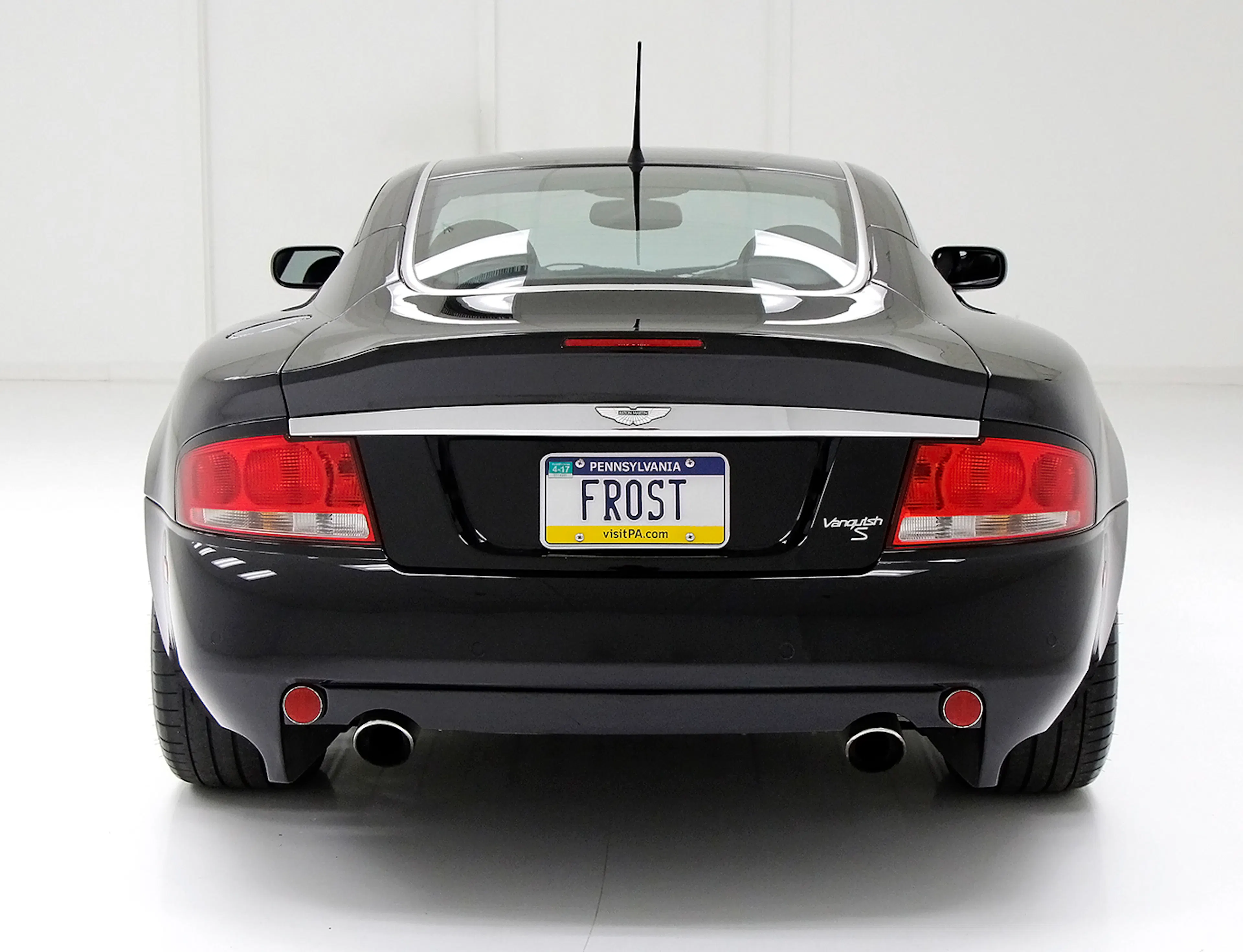 2006 Aston Martin Vanquish S 2dr Coupe Courtesy of Hyman Ltd.
