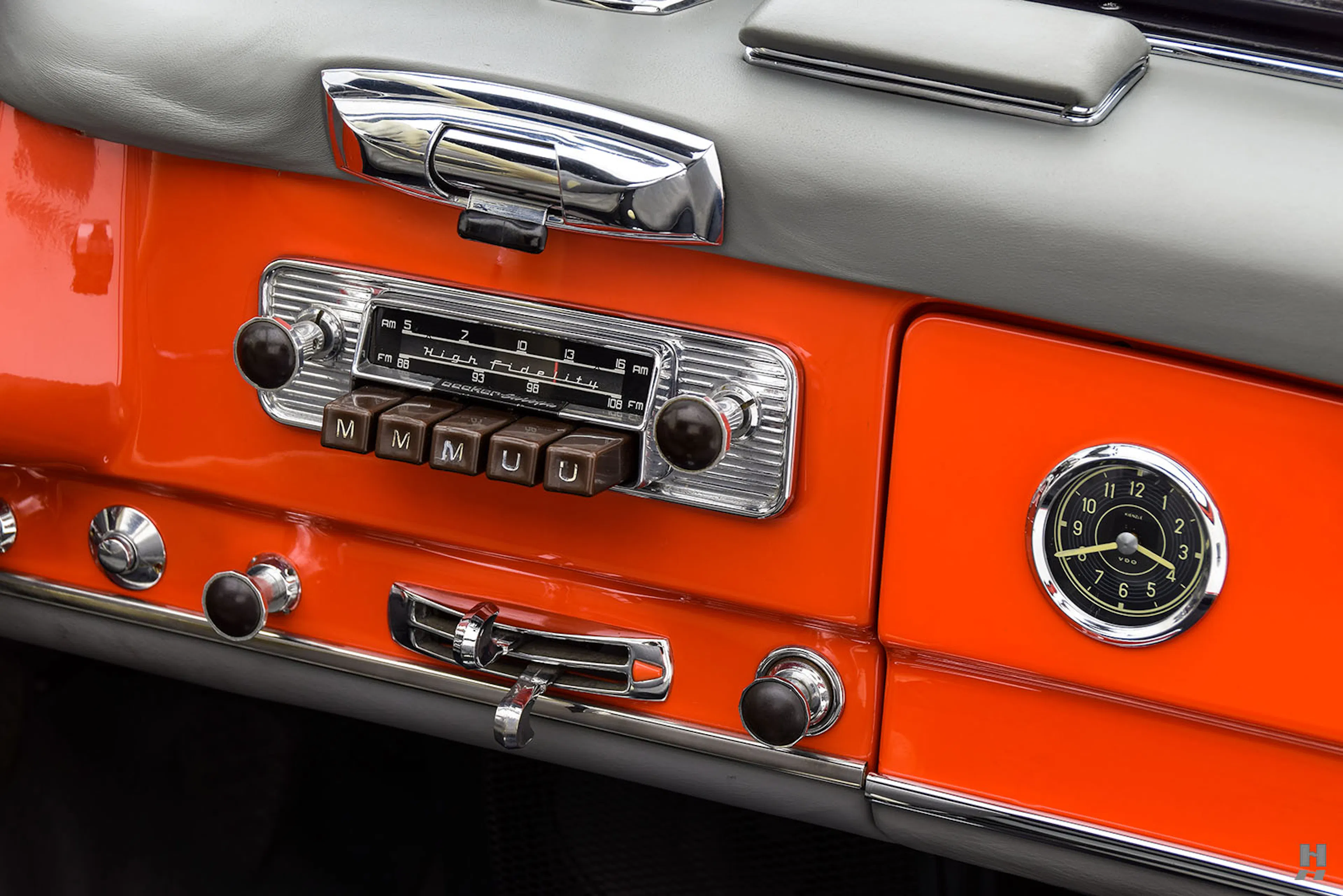 1957 Mercedes-Benz 190SL 2dr Convertible Courtesy of Hyman Ltd.