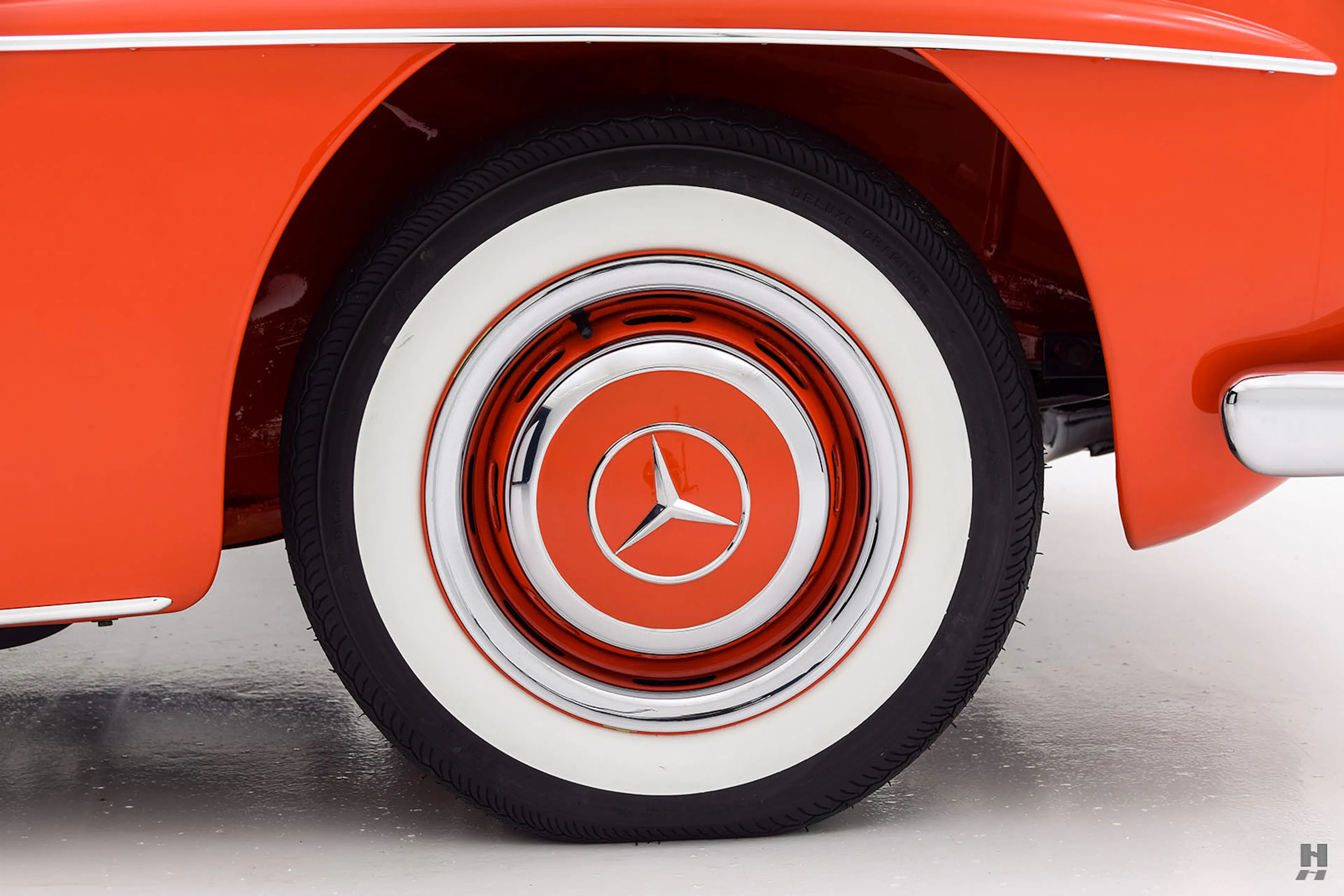 1957 Mercedes-Benz 190SL 2dr Convertible Courtesy of Hyman Ltd.