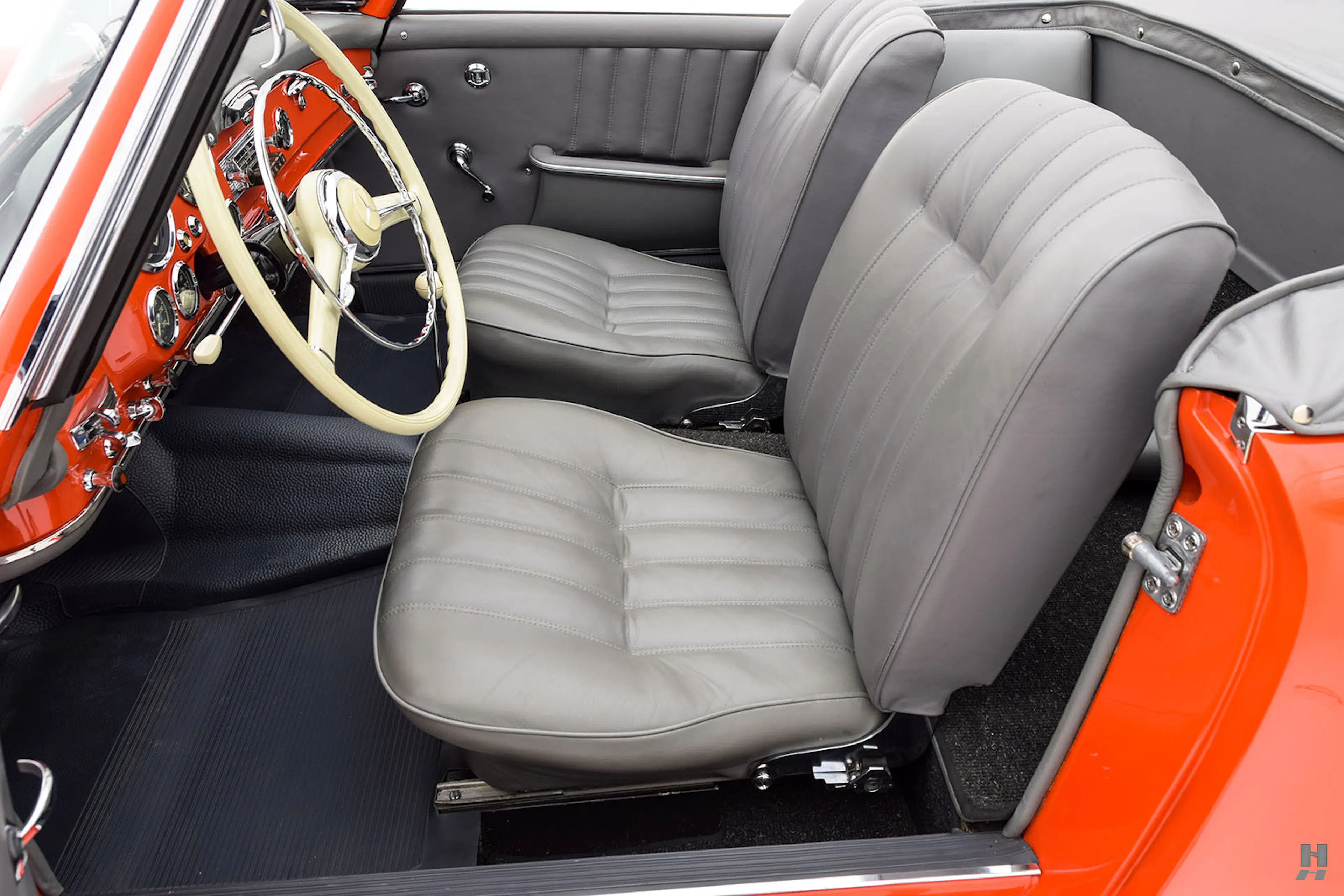 1957 Mercedes-Benz 190SL 2dr Convertible Courtesy of Hyman Ltd.