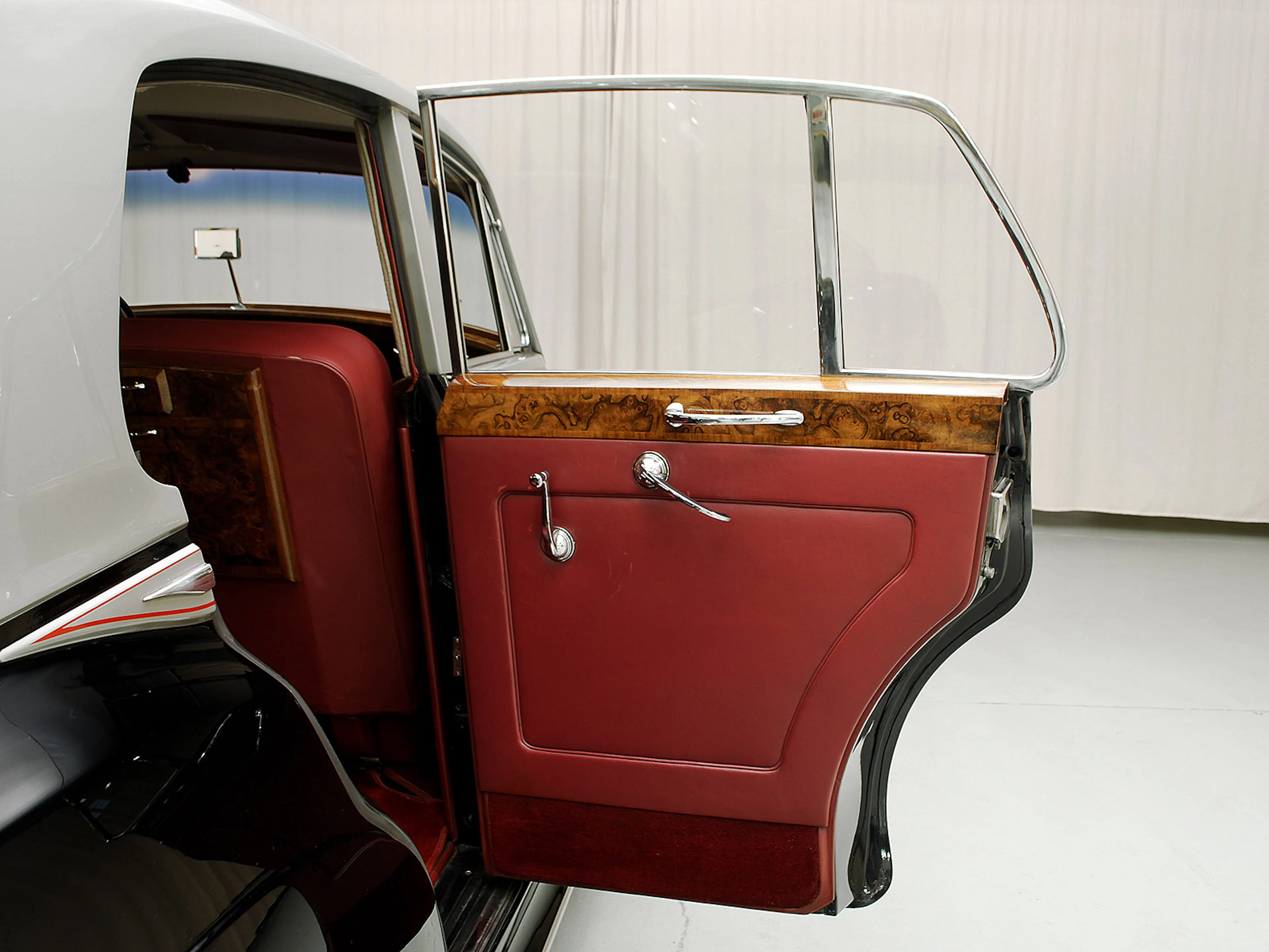 1957 Rolls-Royce Silver Cloud I 4dr Sedan Courtesy of Hyman Ltd.