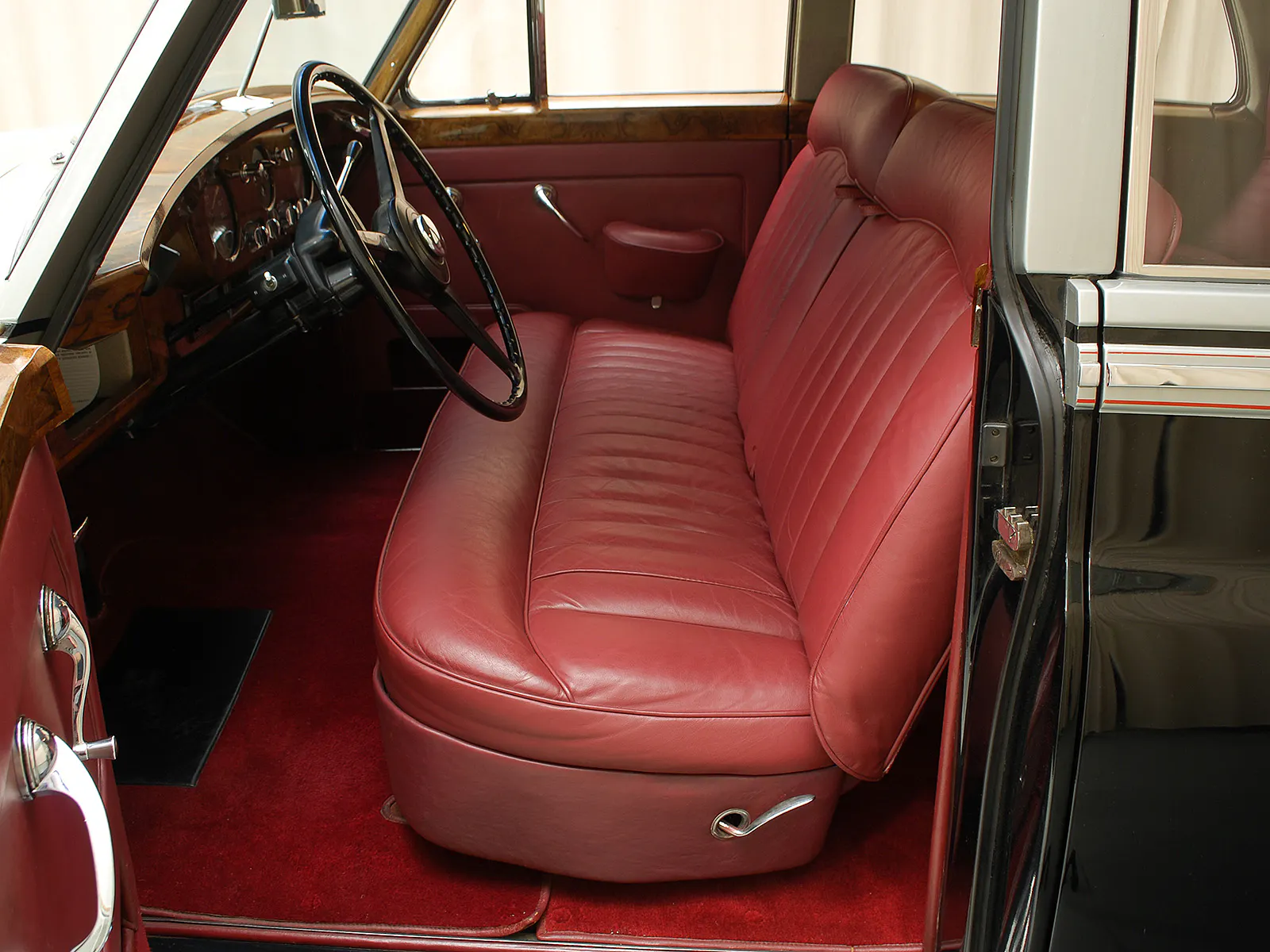 1957 Rolls-Royce Silver Cloud I 4dr Sedan Courtesy of Hyman Ltd.
