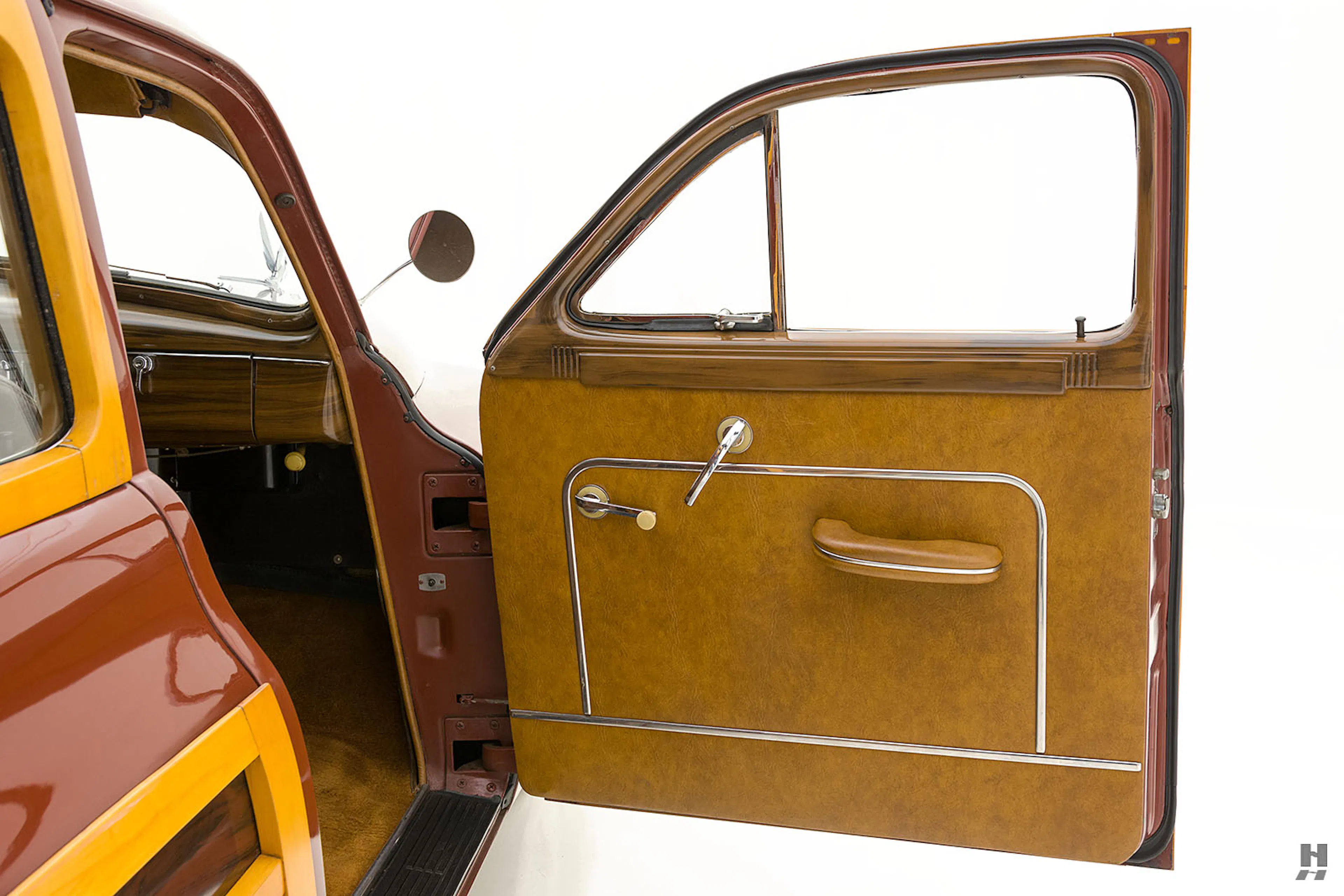 1948 Packard Eight 22nd Series 4dr Station Wagon Courtesy of Hyman Ltd.