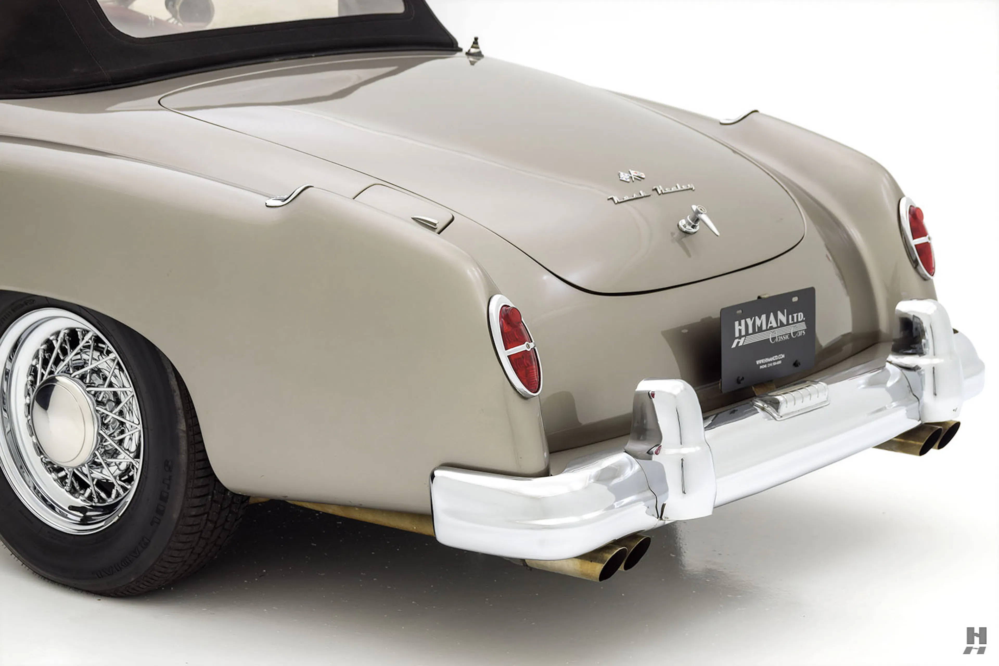1952 Nash-Healey Series 25 2dr Convertible Courtesy of Hyman Ltd.