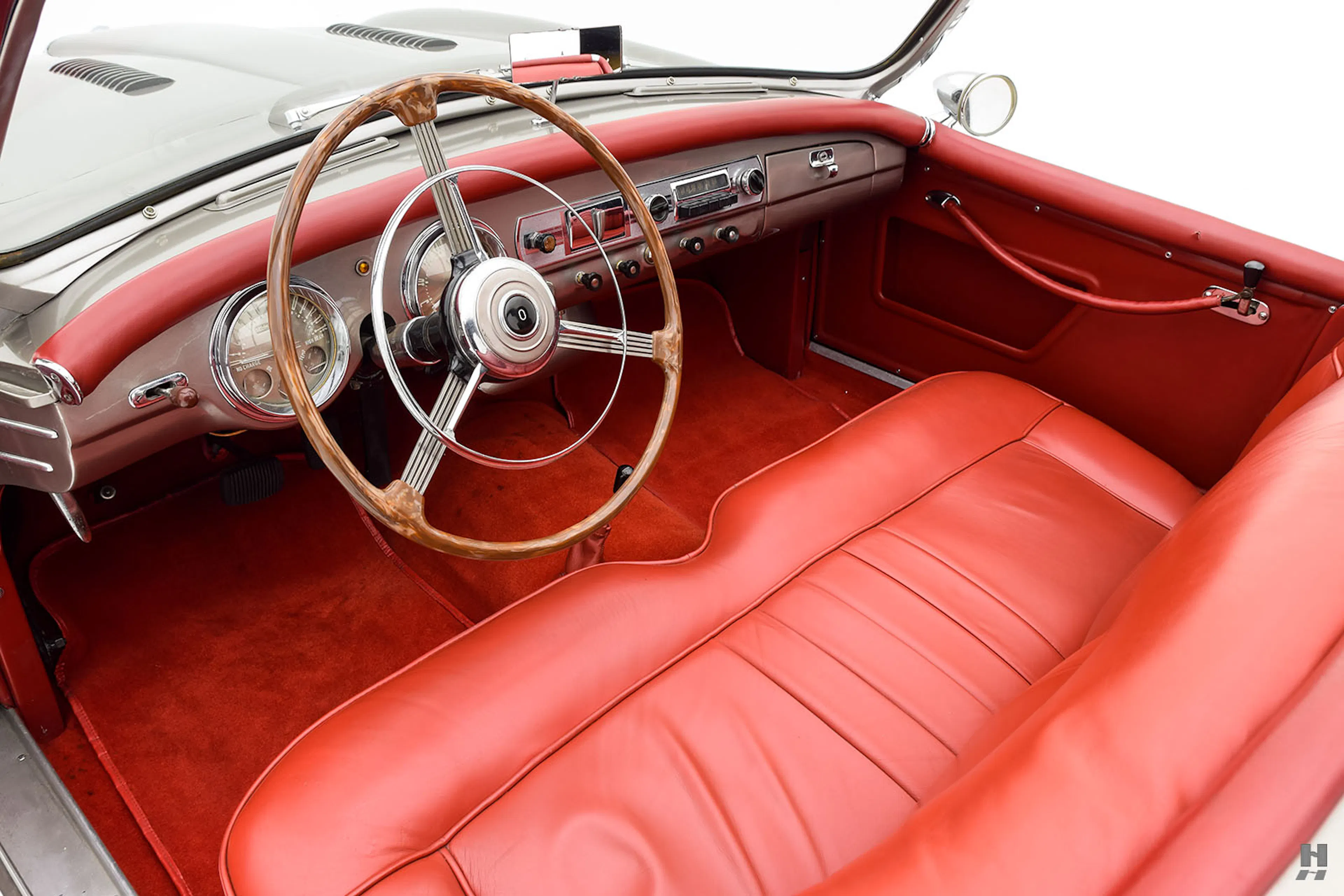1952 Nash-Healey Series 25 2dr Convertible Courtesy of Hyman Ltd.