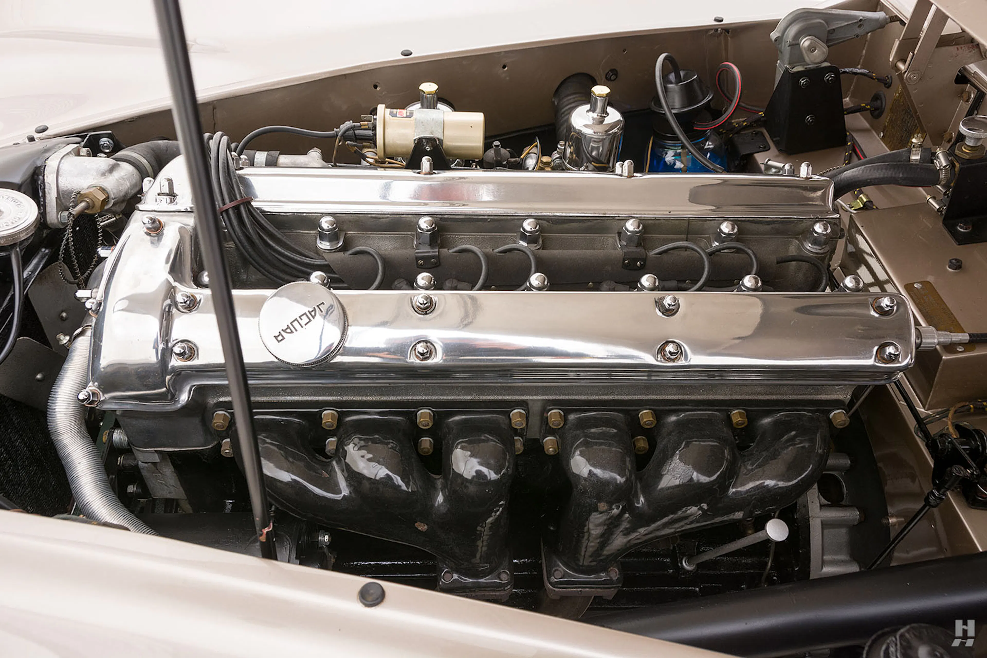 1953 Jaguar XK 120 2dr Fixed-Head Coupe Courtesy of Hyman Ltd.